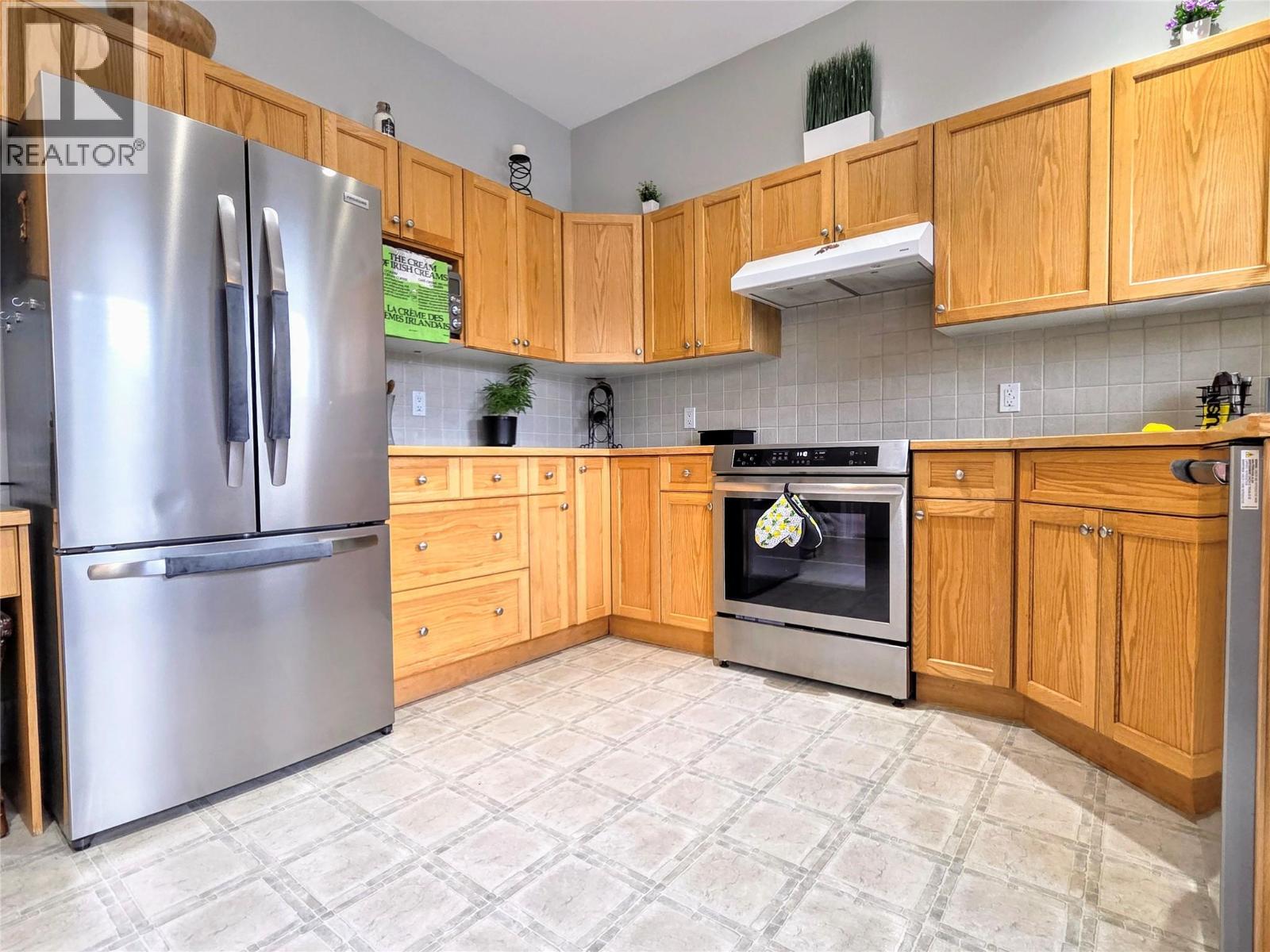 619 10th Avenue, Invermere, British Columbia  V0A 1K0 - Photo 12 - 10397627