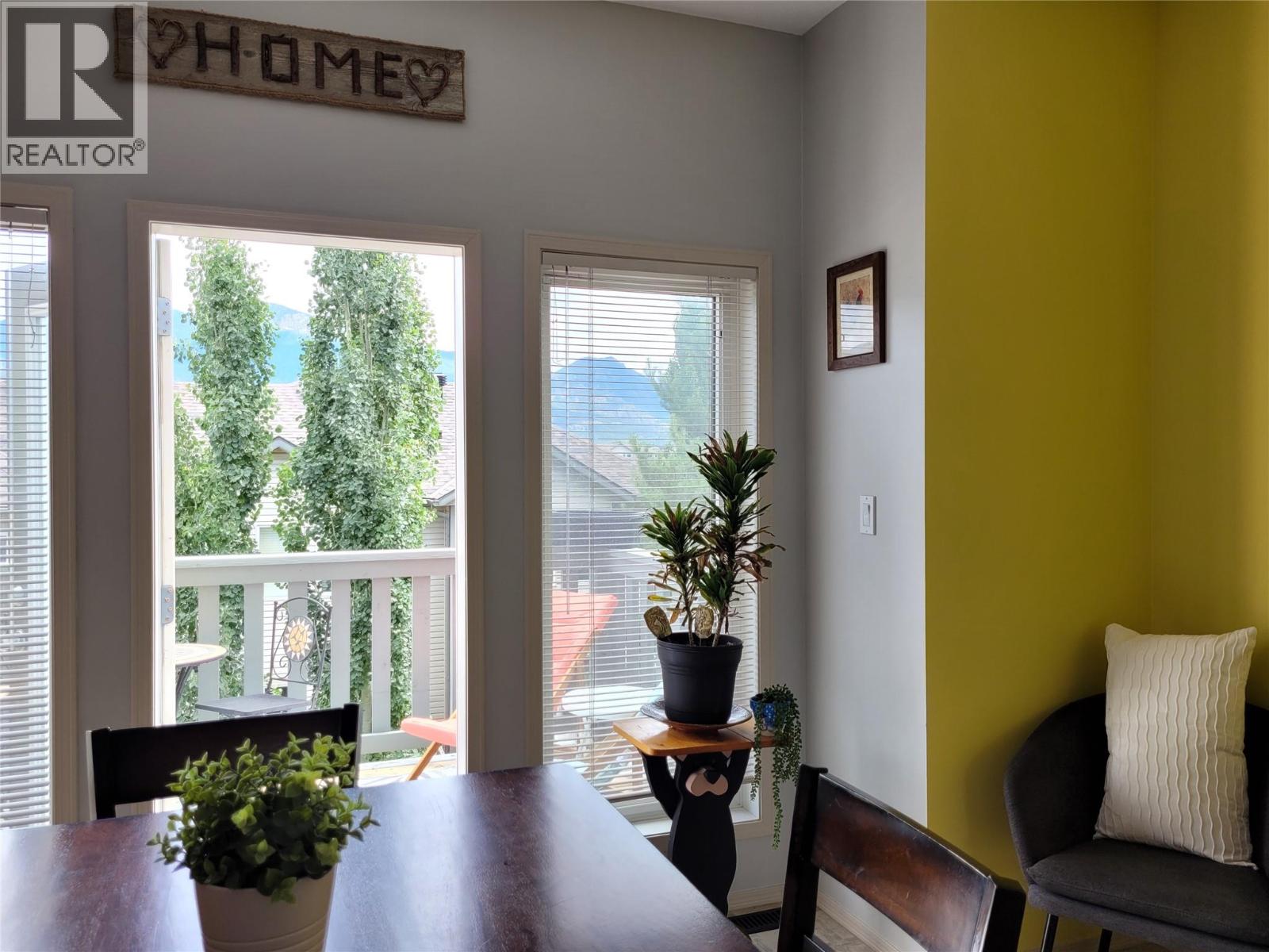 619 10th Avenue, Invermere, British Columbia  V0A 1K0 - Photo 4 - 10397627