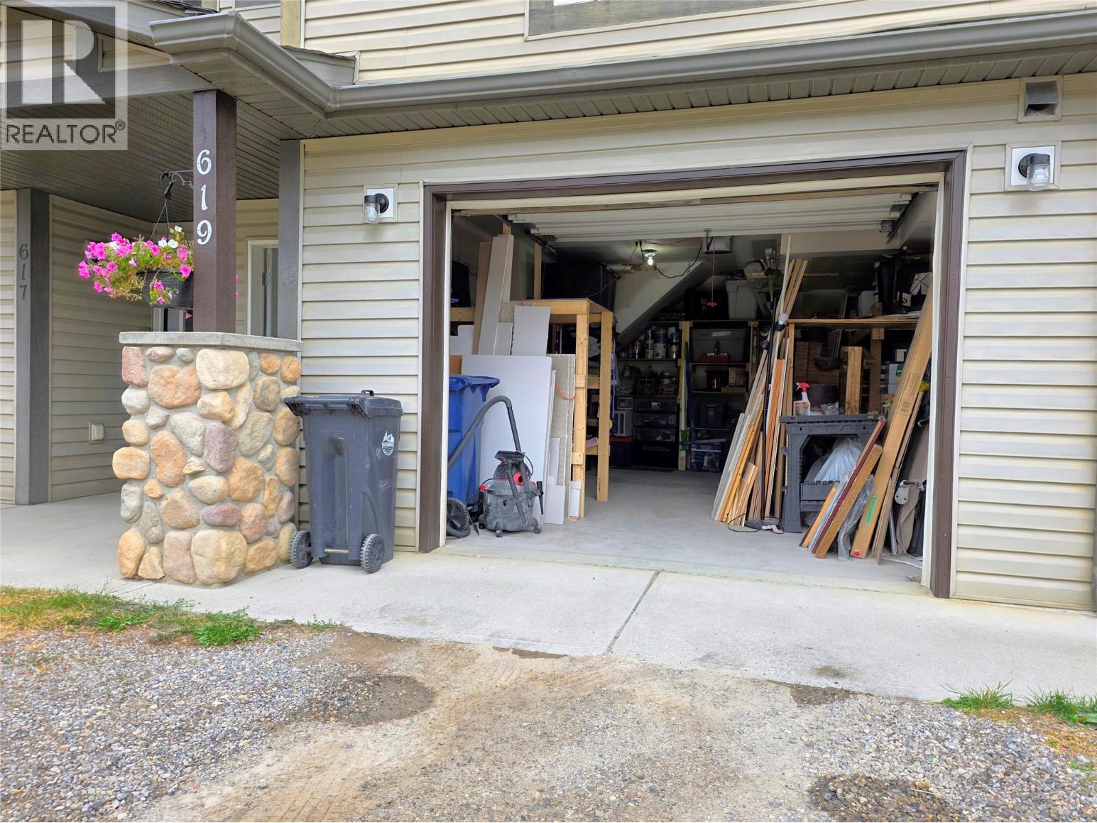 619 10th Avenue, Invermere, British Columbia  V0A 1K0 - Photo 44 - 10397627