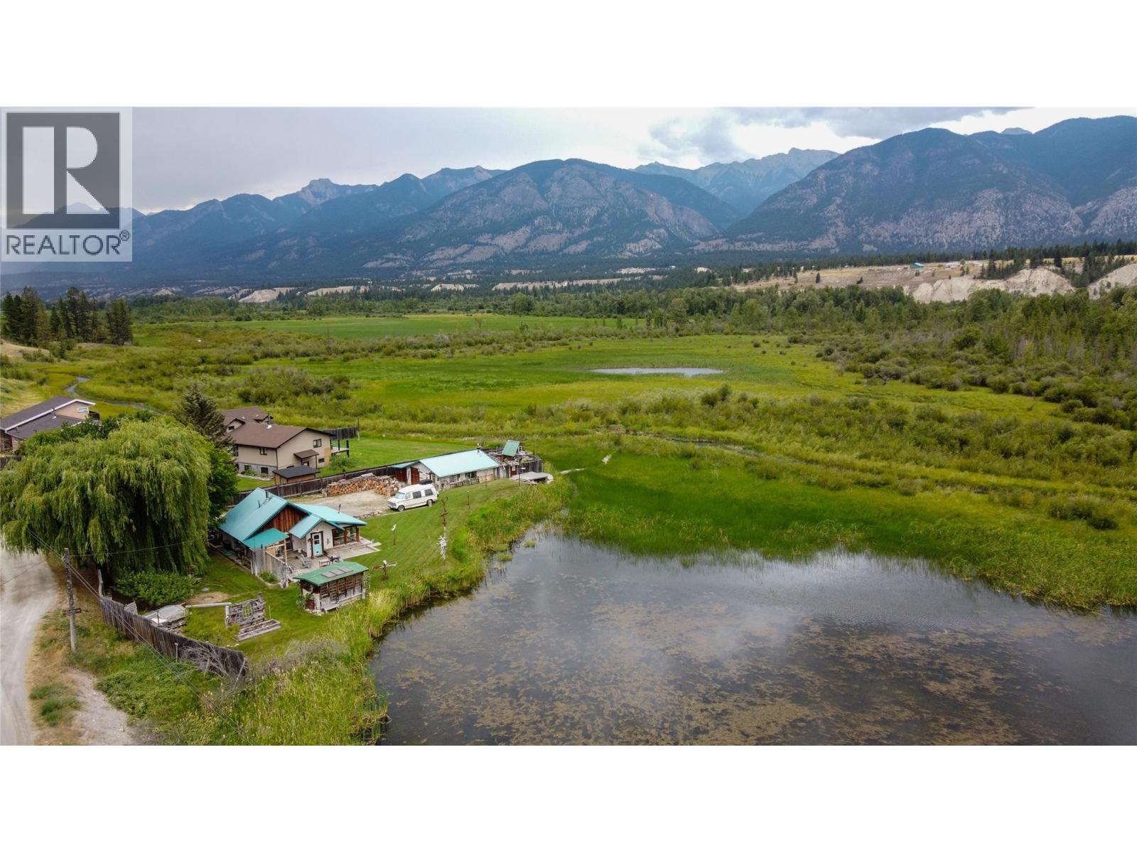 9498 Westside Road, Invermere, British Columbia  V0A 1K5 - Photo 10 - 10397616