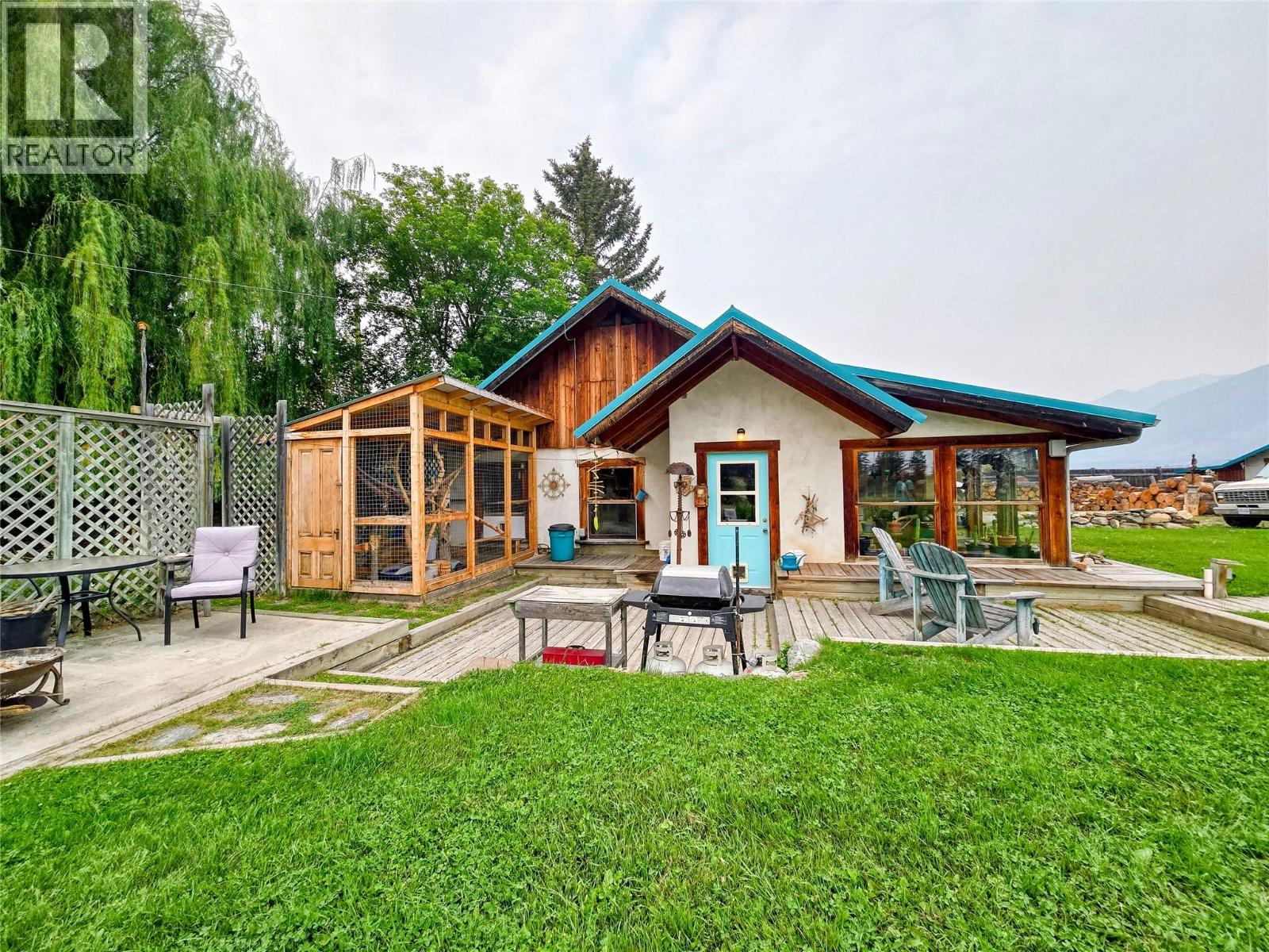 9498 Westside Road, Invermere, British Columbia  V0A 1K5 - Photo 17 - 10397616