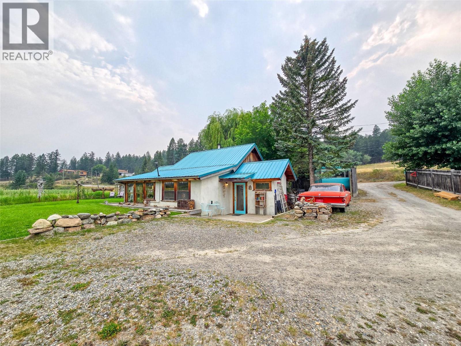 9498 Westside Road, Invermere, British Columbia  V0A 1K5 - Photo 24 - 10397616