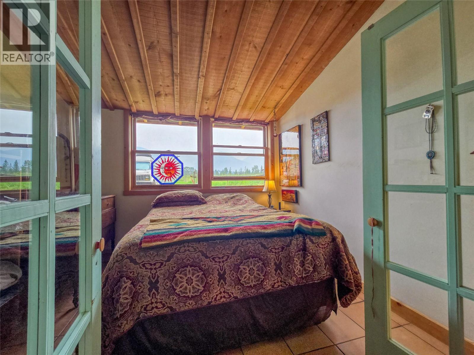 9498 Westside Road, Invermere, British Columbia  V0A 1K5 - Photo 32 - 10397616