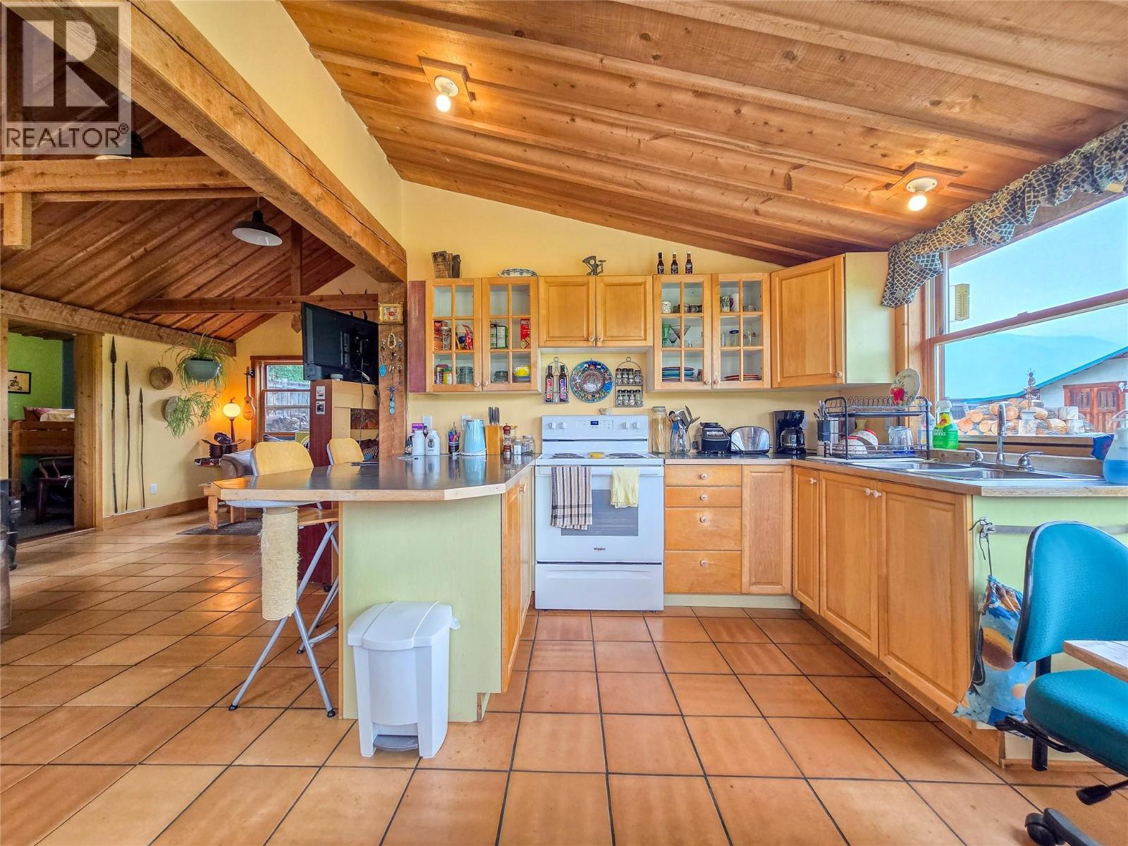 9498 Westside Road, Invermere, British Columbia  V0A 1K5 - Photo 44 - 10397616