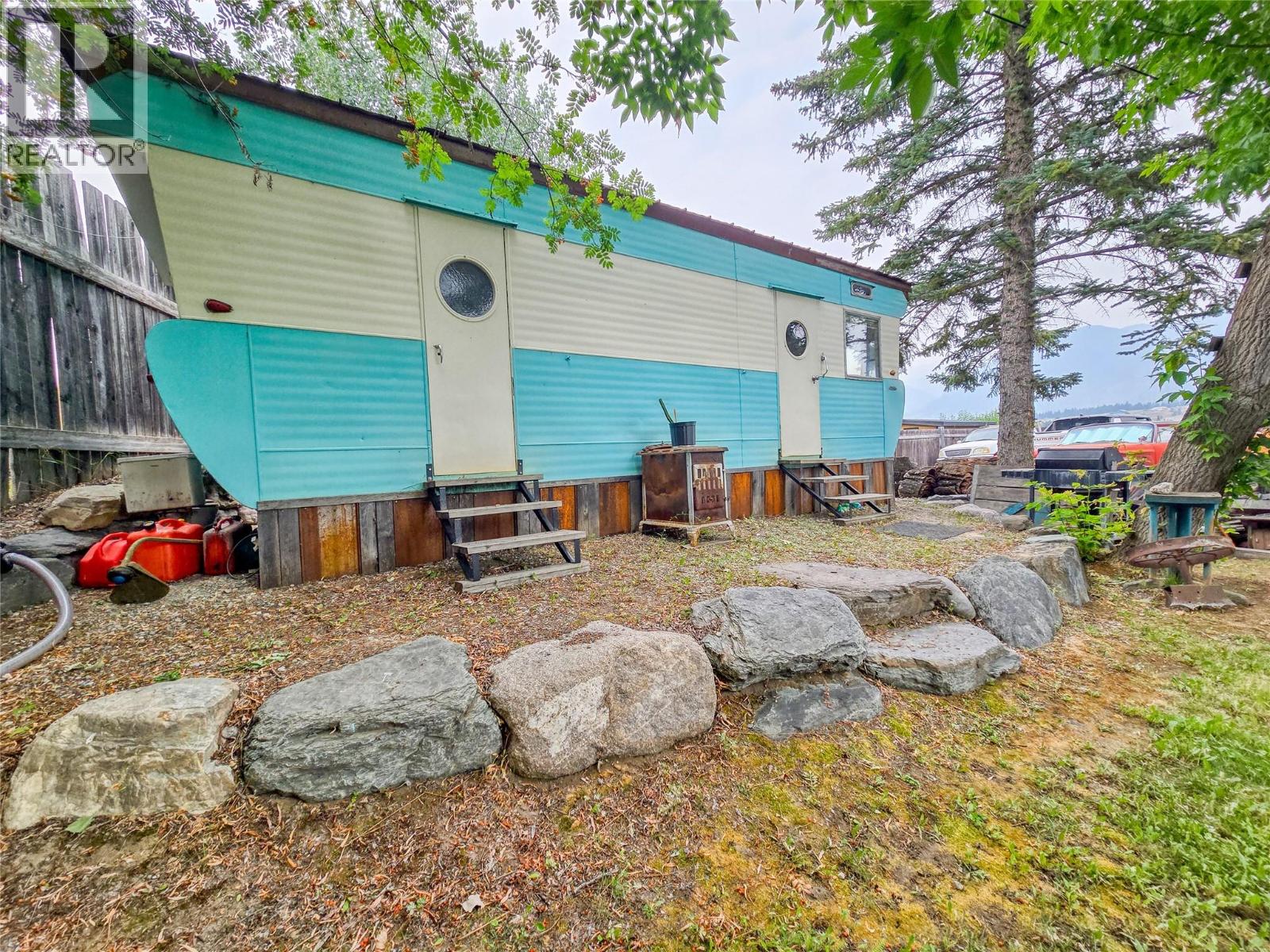 9498 Westside Road, Invermere, British Columbia  V0A 1K5 - Photo 57 - 10397616