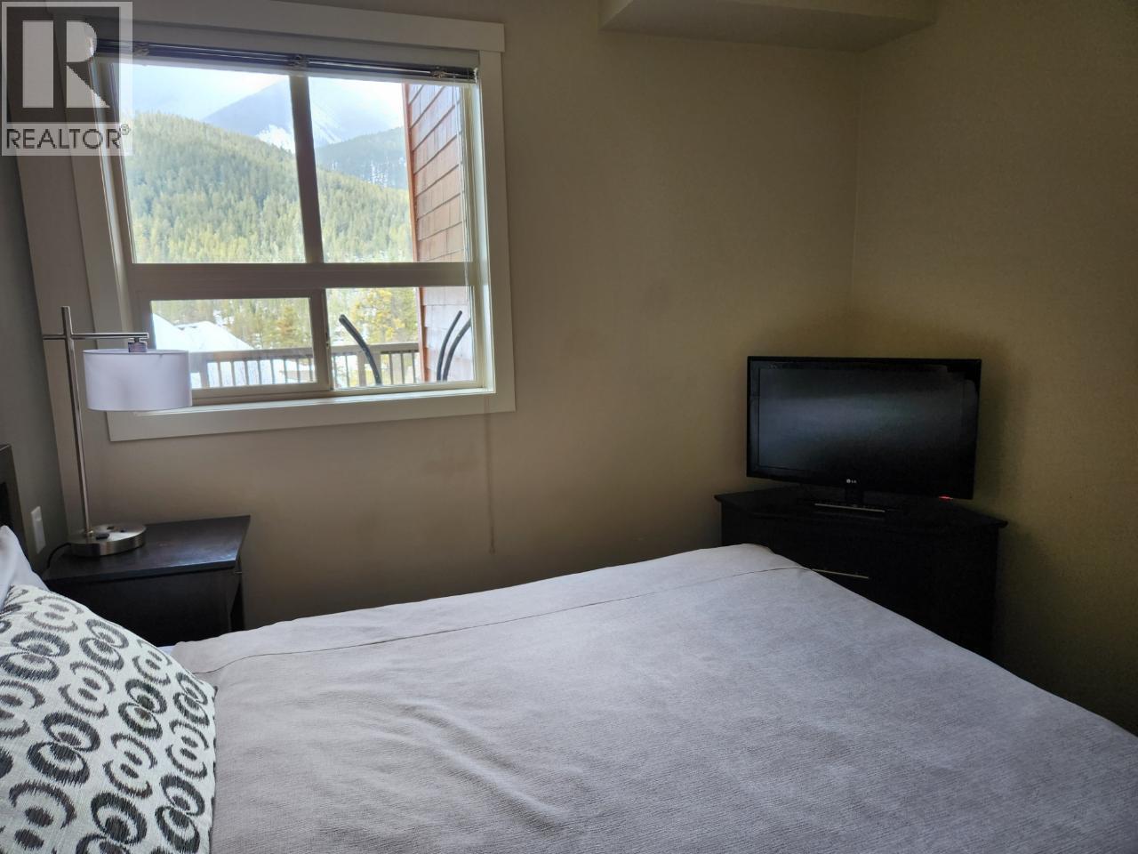 2049 Summit Drive Unit# 114c, Panorama, British Columbia  V0A 1T0 - Photo 9 - 10397925