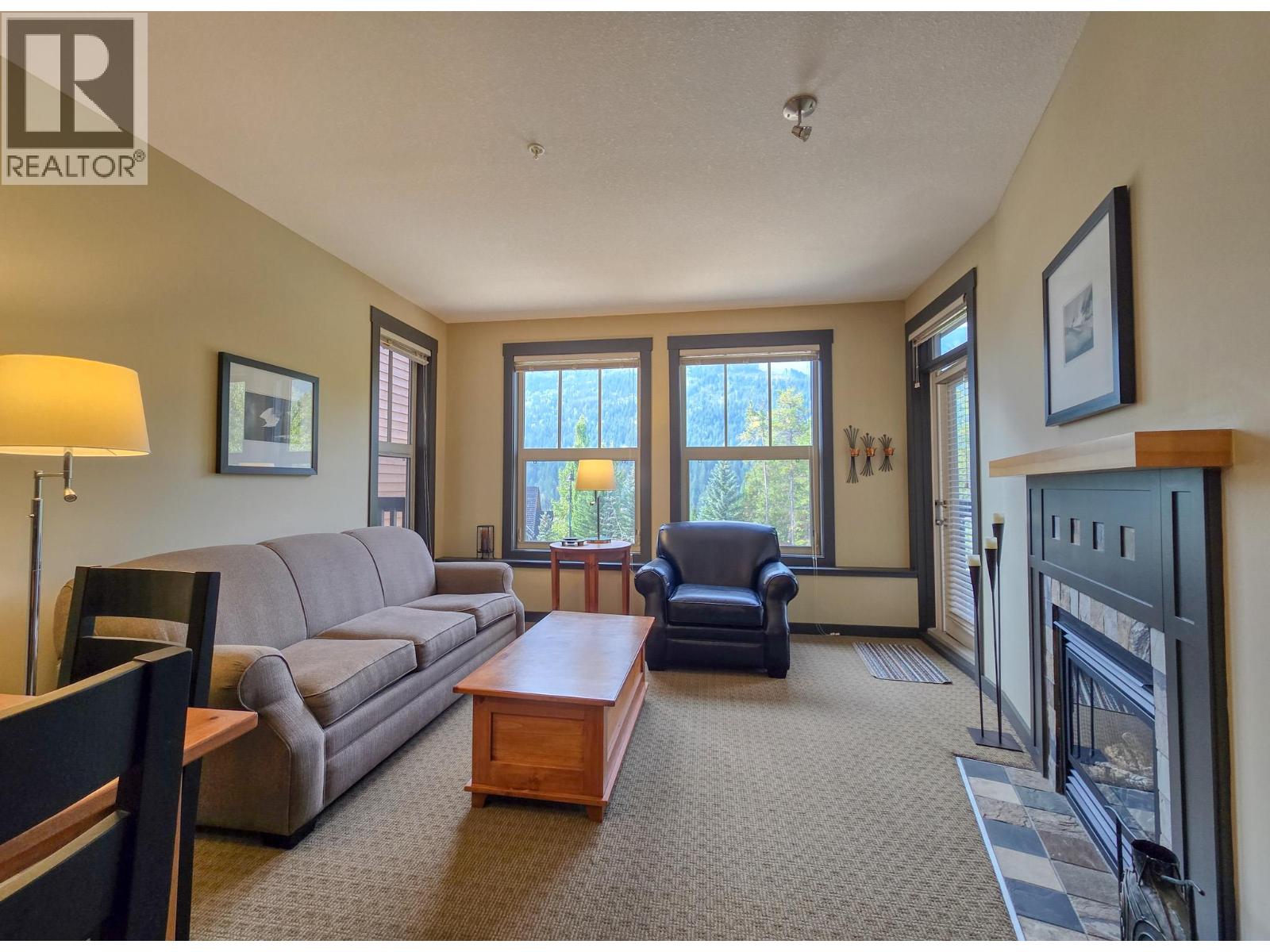 2064 Summit Drive Unit# 104, Panorama, British Columbia  V0A 1T0 - Photo 2 - 10398224
