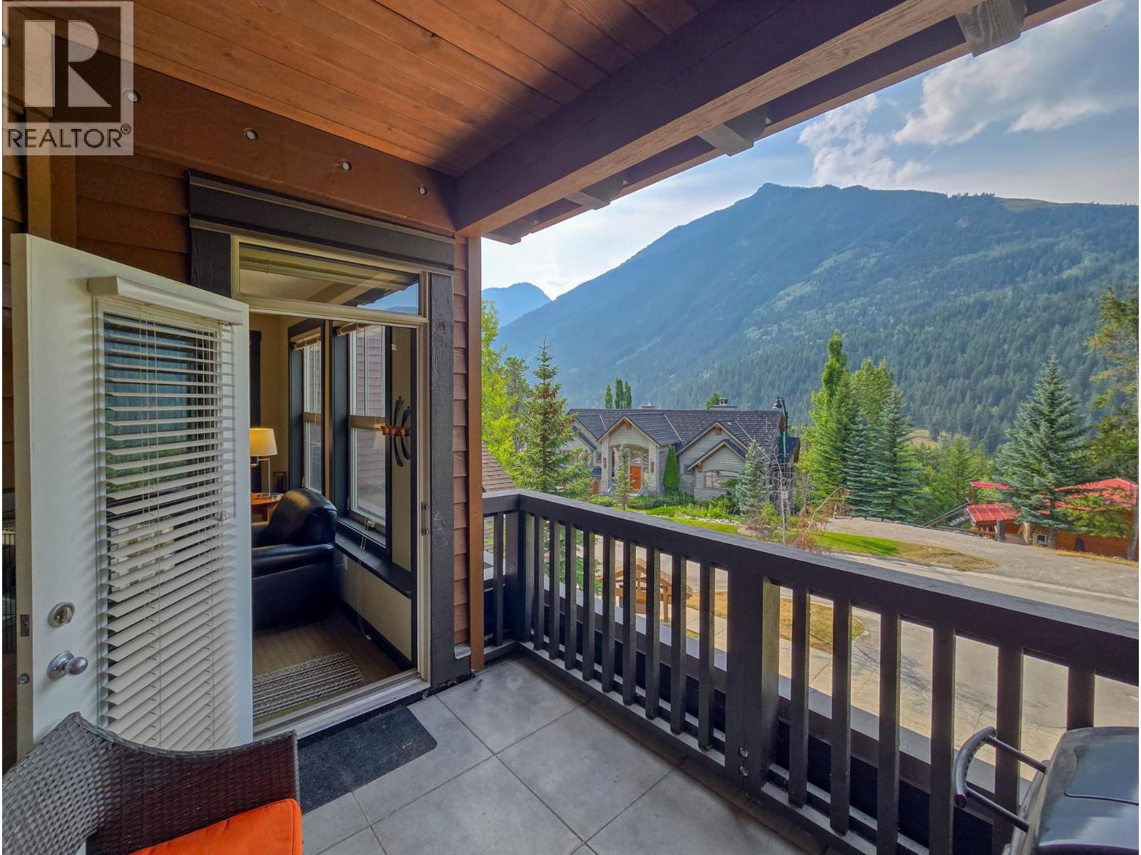 2064 Summit Drive Unit# 104, Panorama, British Columbia  V0A 1T0 - Photo 34 - 10398224