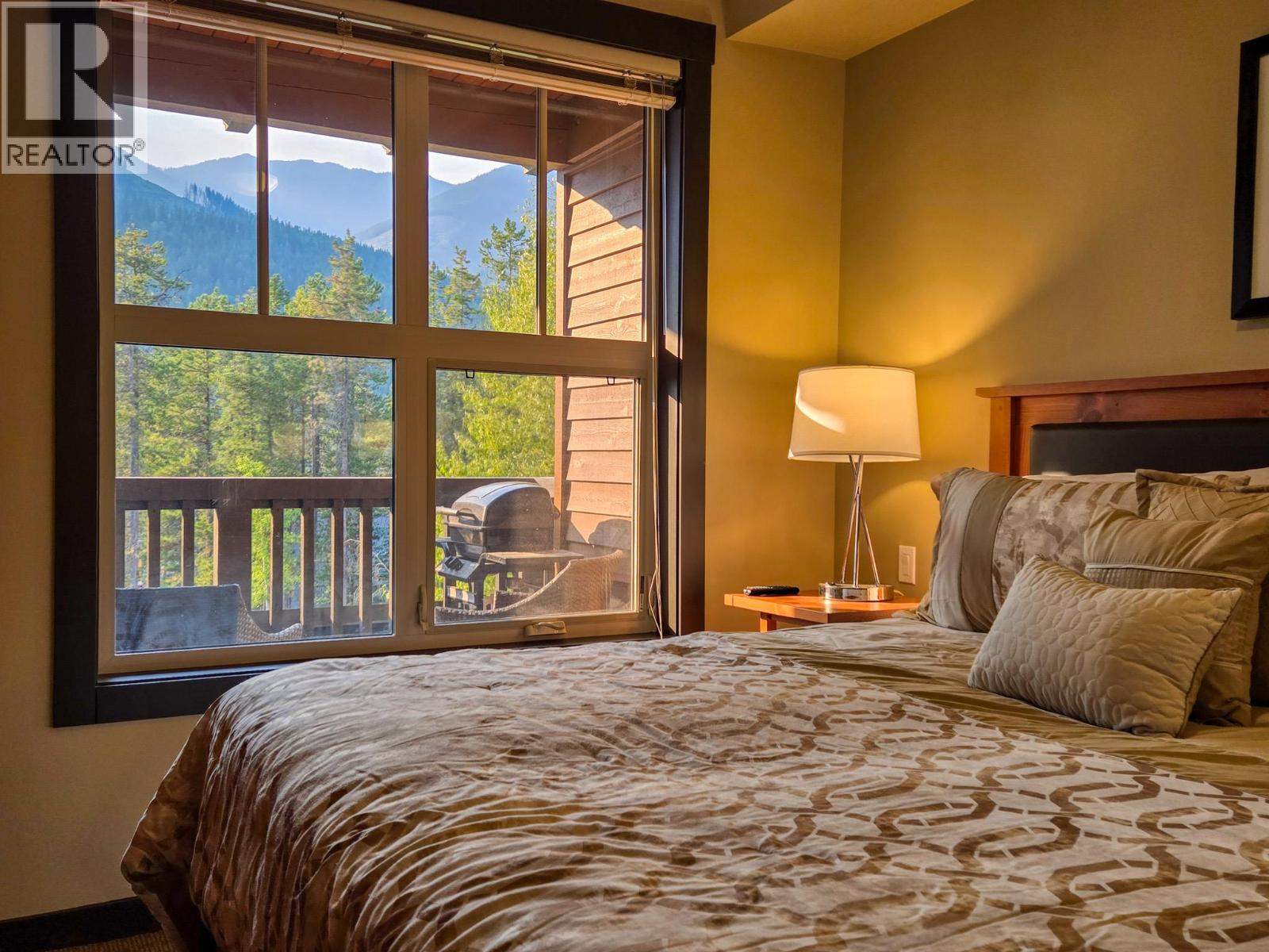 2064 Summit Drive Unit# 104, Panorama, British Columbia  V0A 1T0 - Photo 4 - 10398224