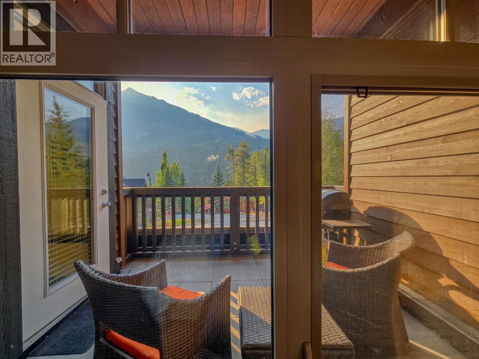 2064 Summit Drive Unit# 104, Panorama, British Columbia  V0A 1T0 - Photo 40 - 10398224