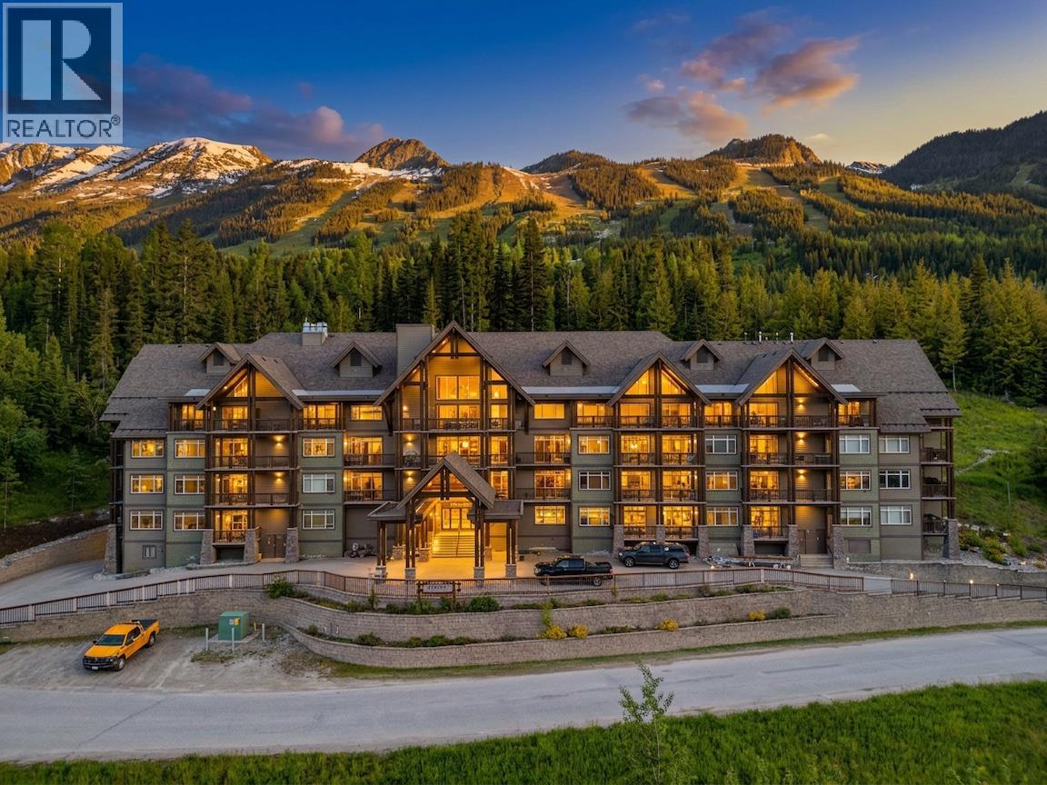 1420 PALLISER Trail Unit# 403, Golden, British Columbia