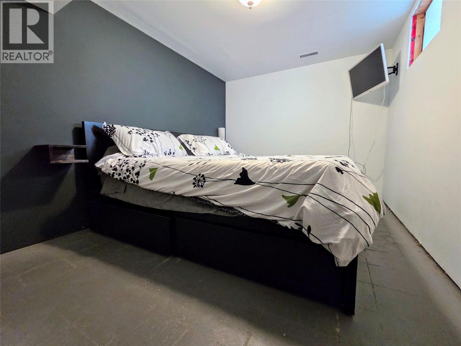 1313 13th Avenue, Invermere, British Columbia  V0A 1K4 - Photo 32 - 10398112