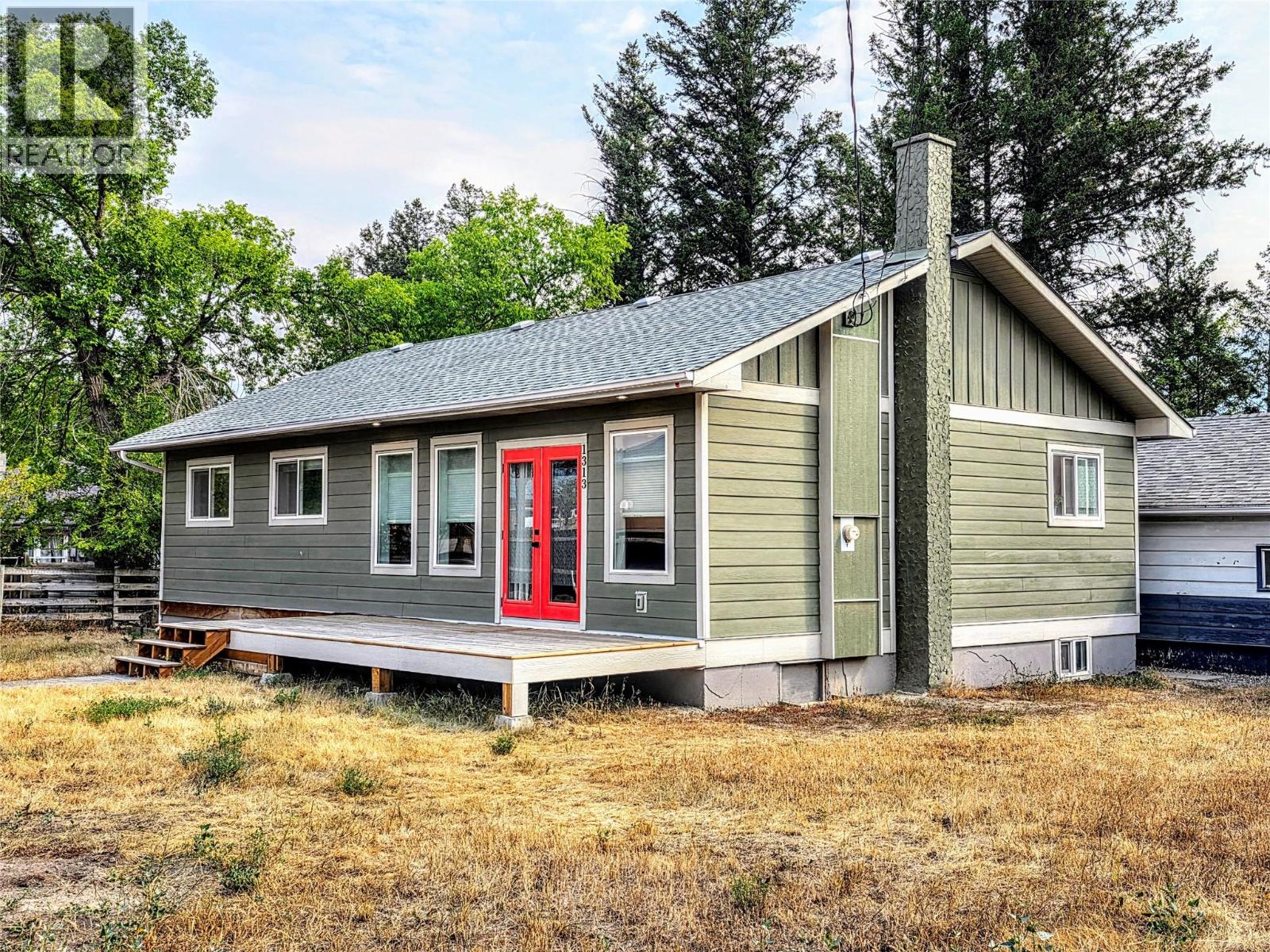 1313 13th Avenue, Invermere, British Columbia  V0A 1K4 - Photo 4 - 10398112