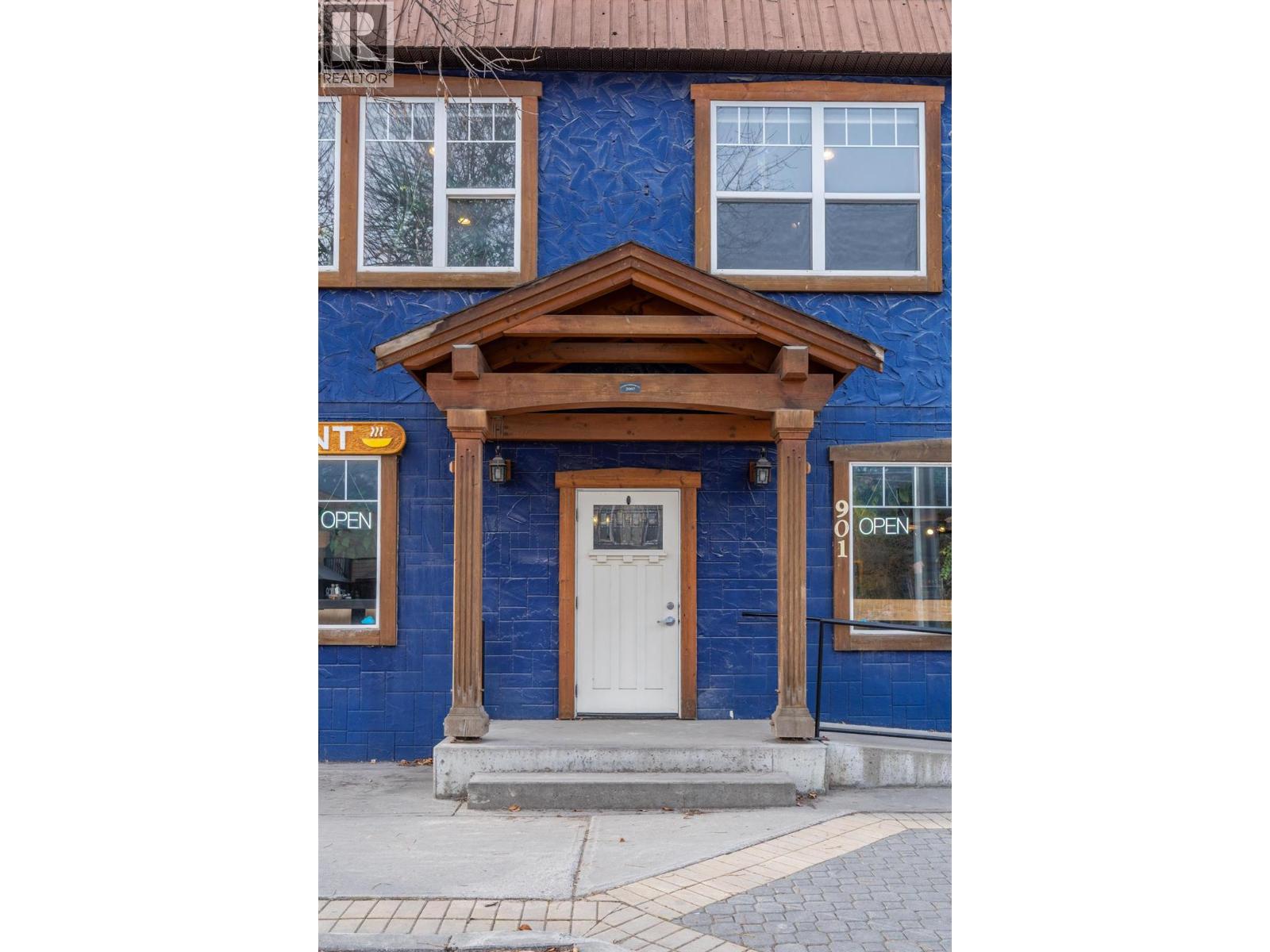 901 10th  S Avenue, Golden, British Columbia  V0A 1H0 - Photo 4 - 10397274