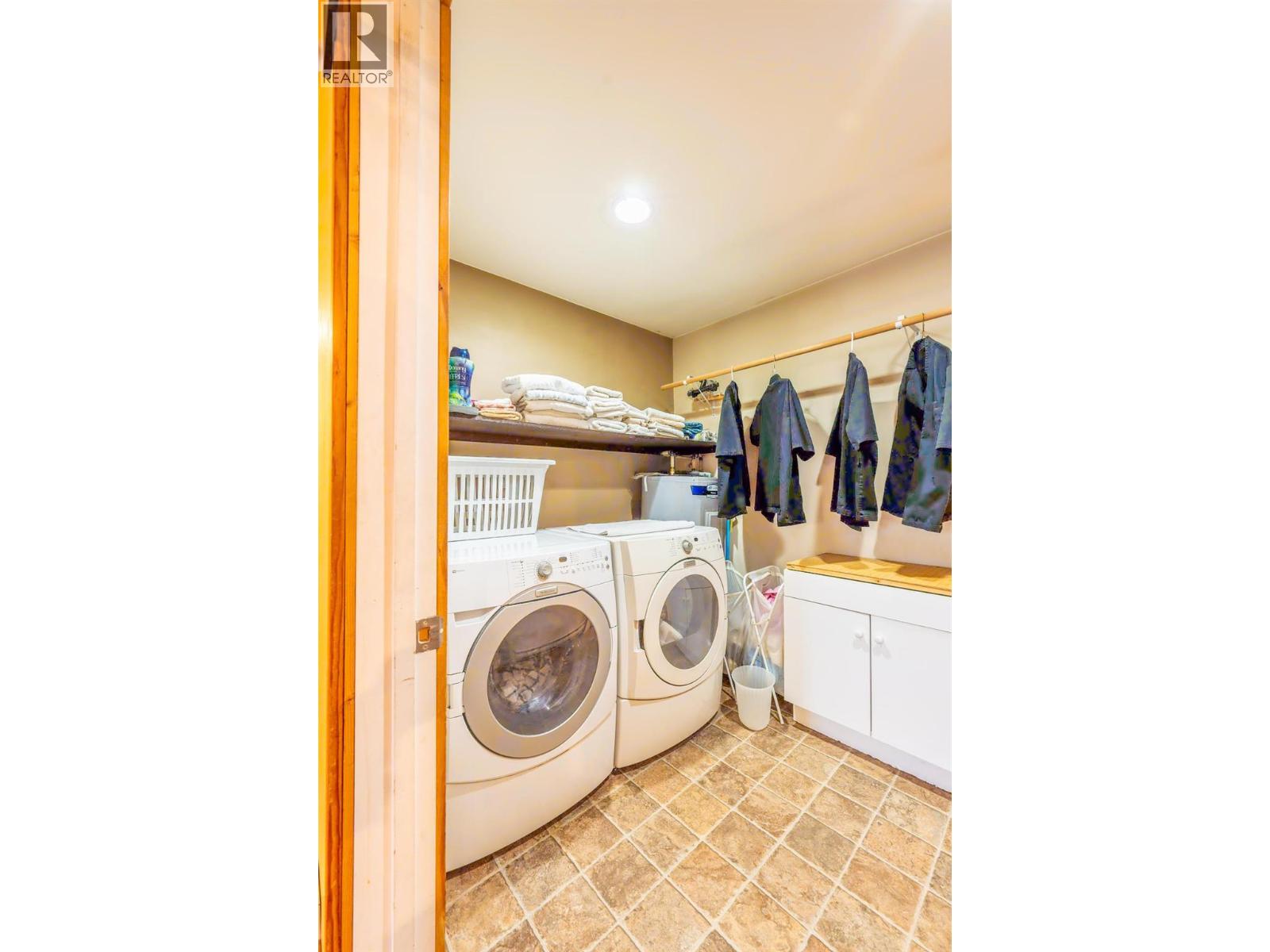 901 10th  S Avenue, Golden, British Columbia  V0A 1H0 - Photo 68 - 10397274