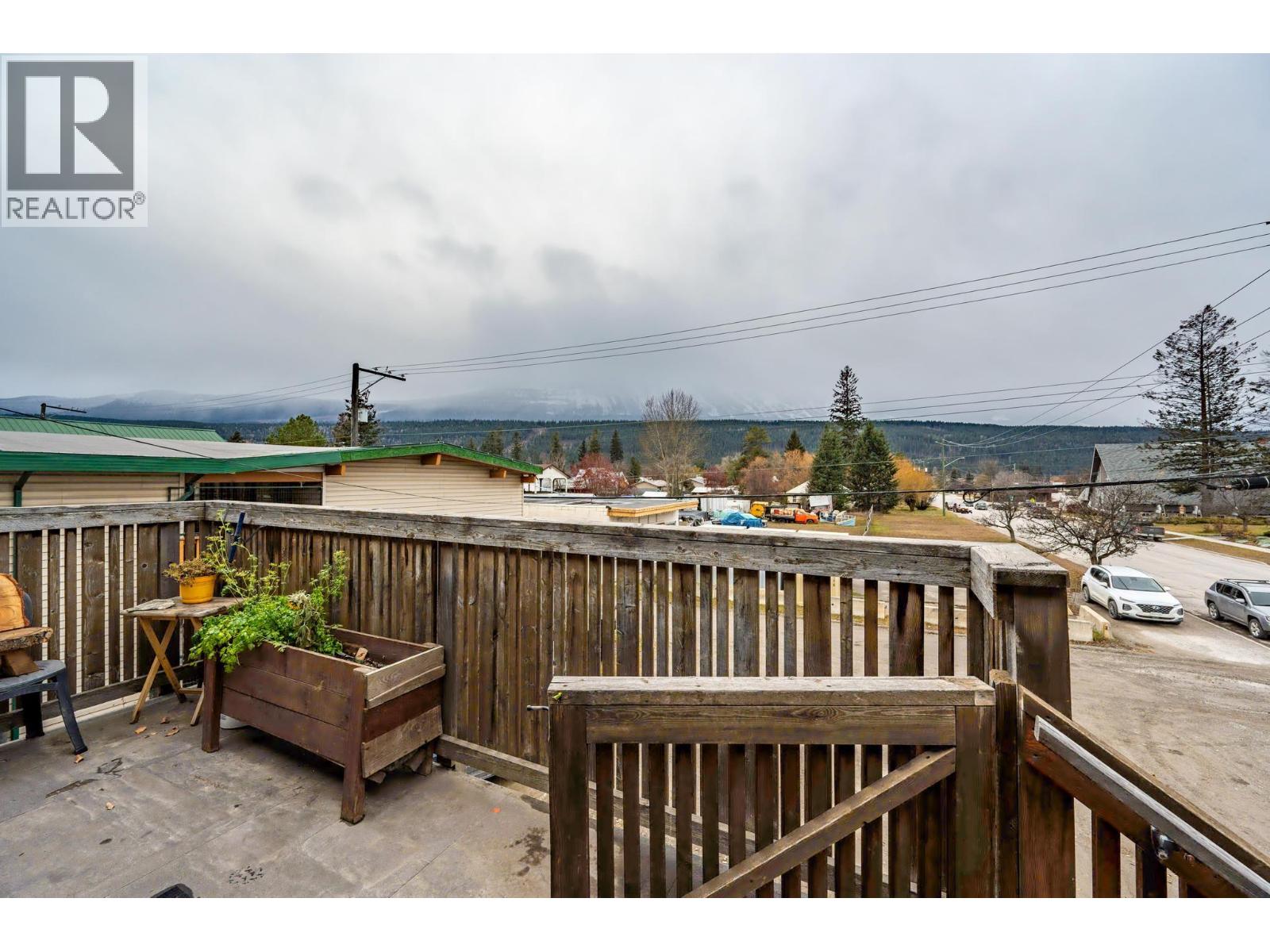 901 10th  S Avenue, Golden, British Columbia  V0A 1H0 - Photo 92 - 10397274