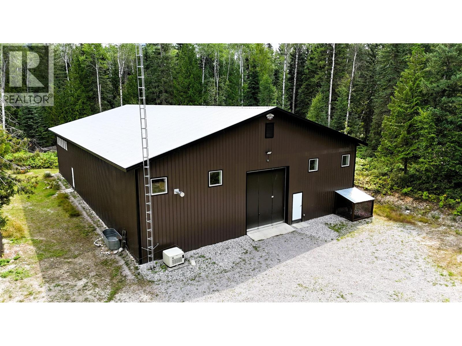 2434 Kettleston Road, Golden, British Columbia  V0A 1H1 - Photo 16 - 10398165