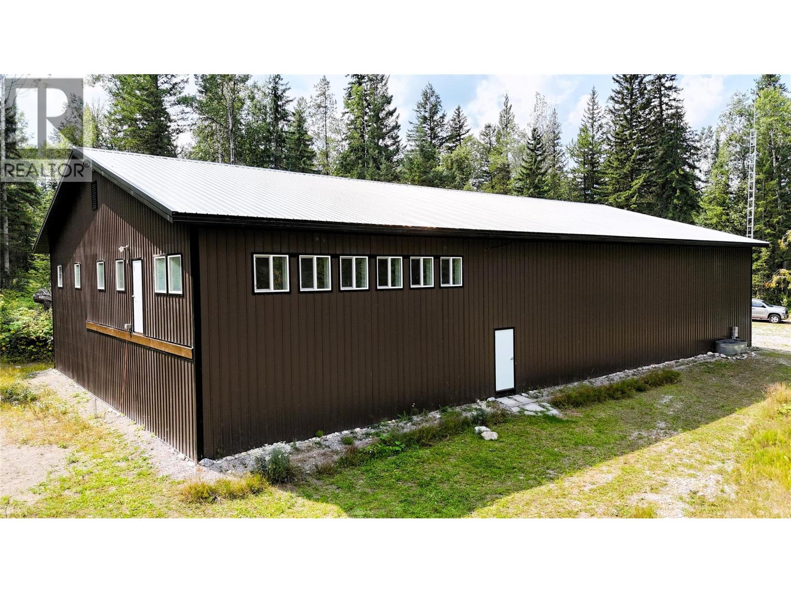 2434 Kettleston Road, Golden, British Columbia  V0A 1H1 - Photo 18 - 10398165