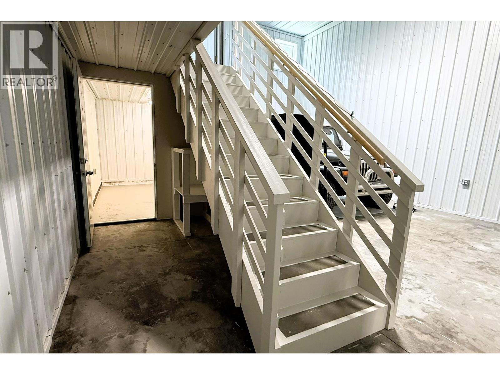 2434 Kettleston Road, Golden, British Columbia  V0A 1H1 - Photo 34 - 10398165