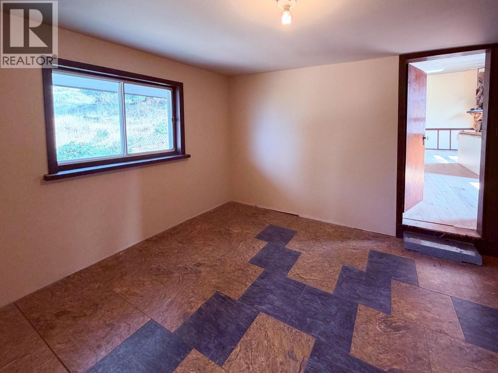 5740 95 Highway, Edgewater, British Columbia  V0A 1E0 - Photo 40 - 10398525