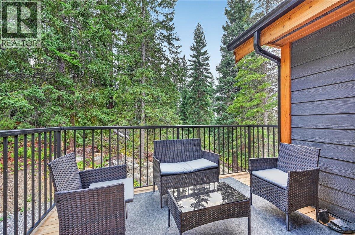 9966 Wildwood Lane, Panorama Mountain, British Columbia  V0A 1T0 - Photo 24 - 10398521