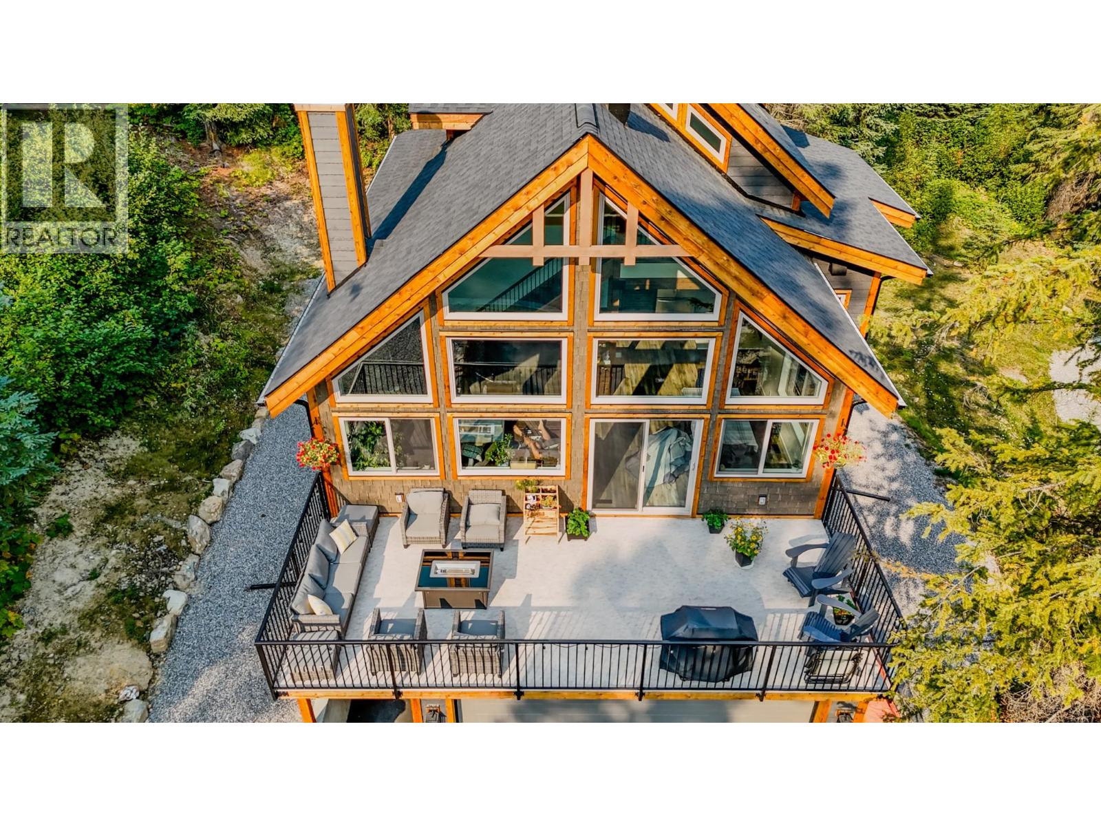 9966 Wildwood Lane, Panorama Mountain, British Columbia  V0A 1T0 - Photo 56 - 10398521