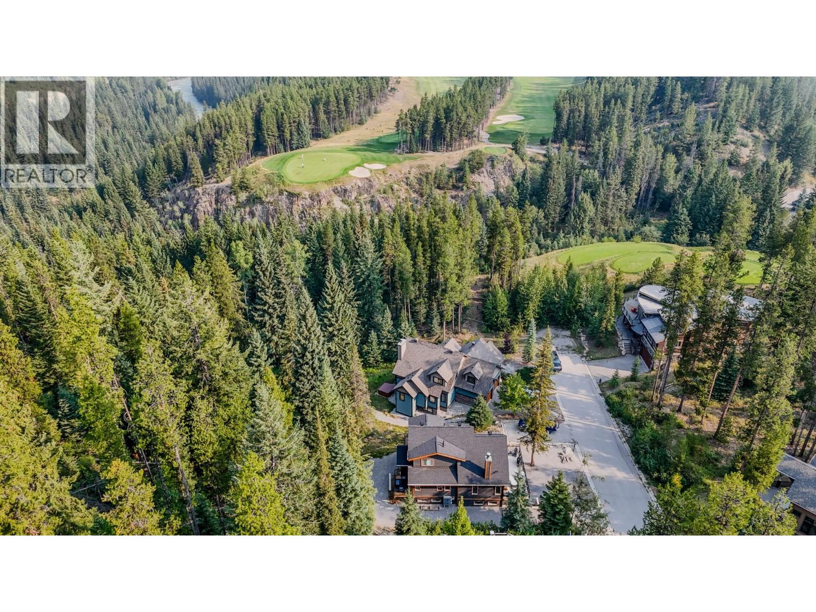 9966 Wildwood Lane, Panorama Mountain, British Columbia  V0A 1T0 - Photo 65 - 10398521