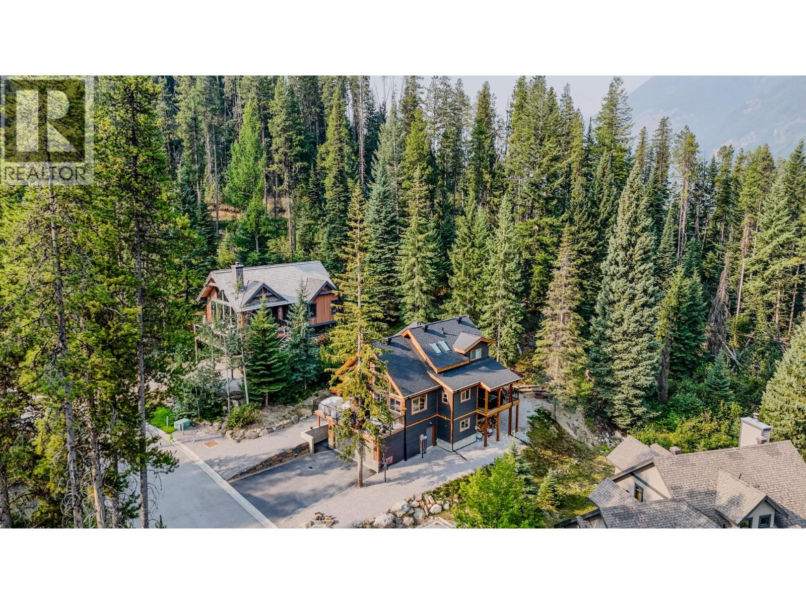 9966 Wildwood Lane, Panorama Mountain, British Columbia  V0A 1T0 - Photo 68 - 10398521