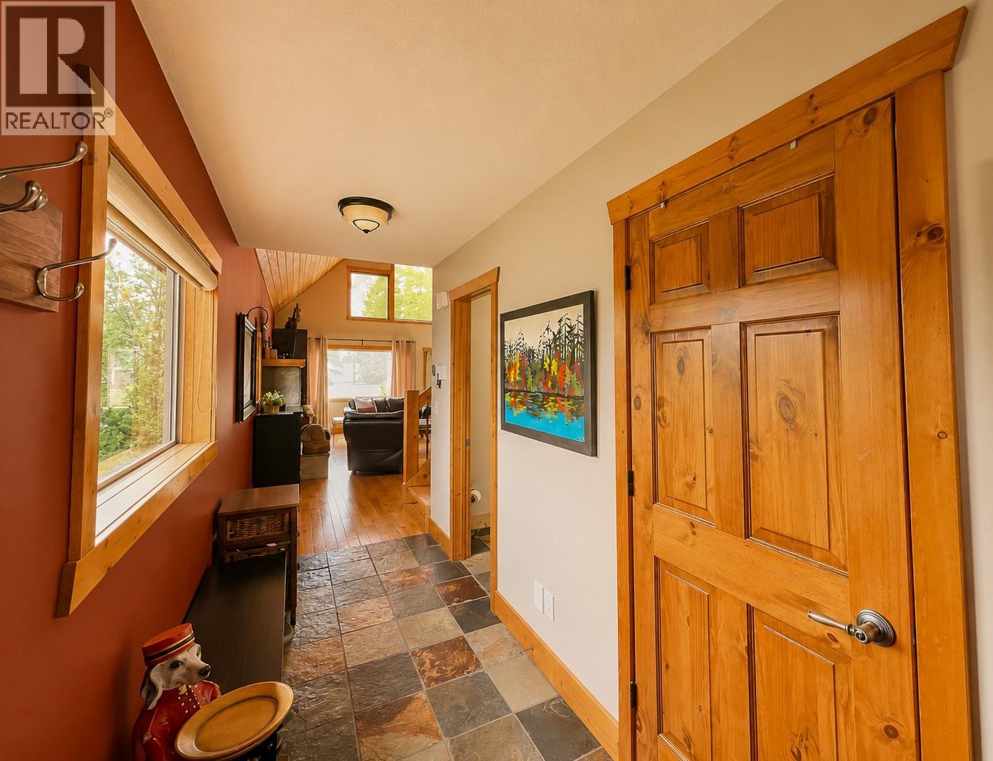 1741 8th Avenue, Invermere, British Columbia  V0A 1K4 - Photo 13 - 10398649