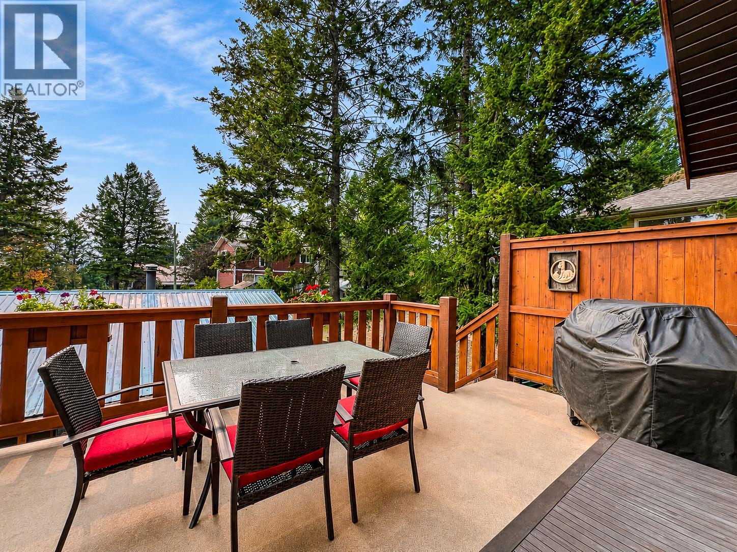 1741 8th Avenue, Invermere, British Columbia  V0A 1K4 - Photo 24 - 10398649