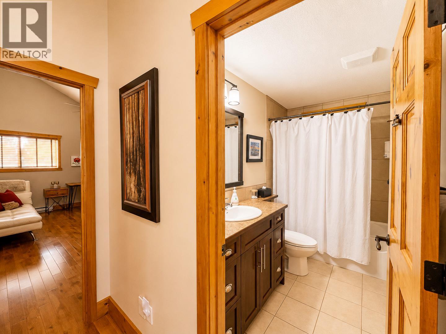 1741 8th Avenue, Invermere, British Columbia  V0A 1K4 - Photo 49 - 10398649