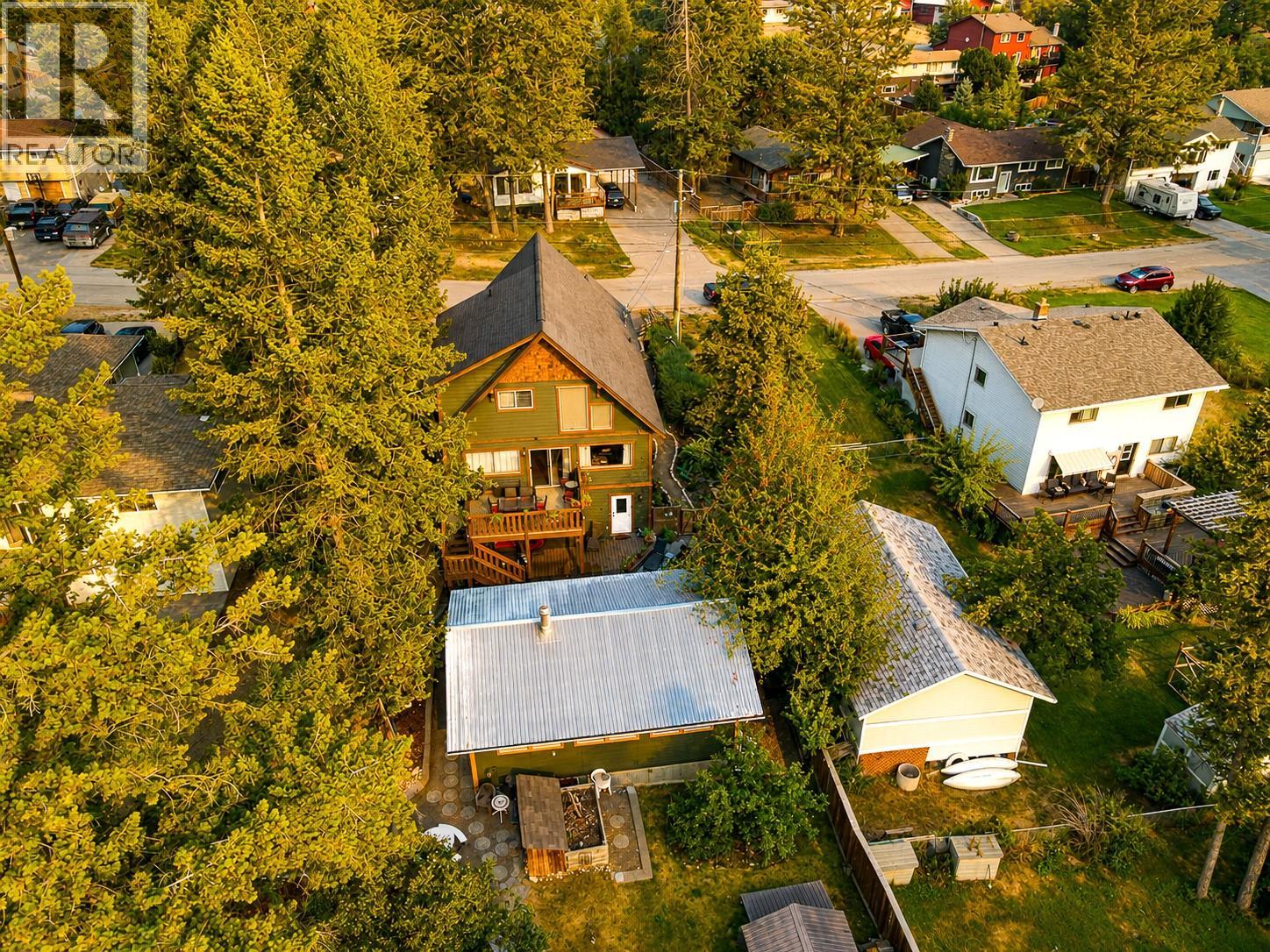 1741 8th Avenue, Invermere, British Columbia  V0A 1K4 - Photo 8 - 10398649