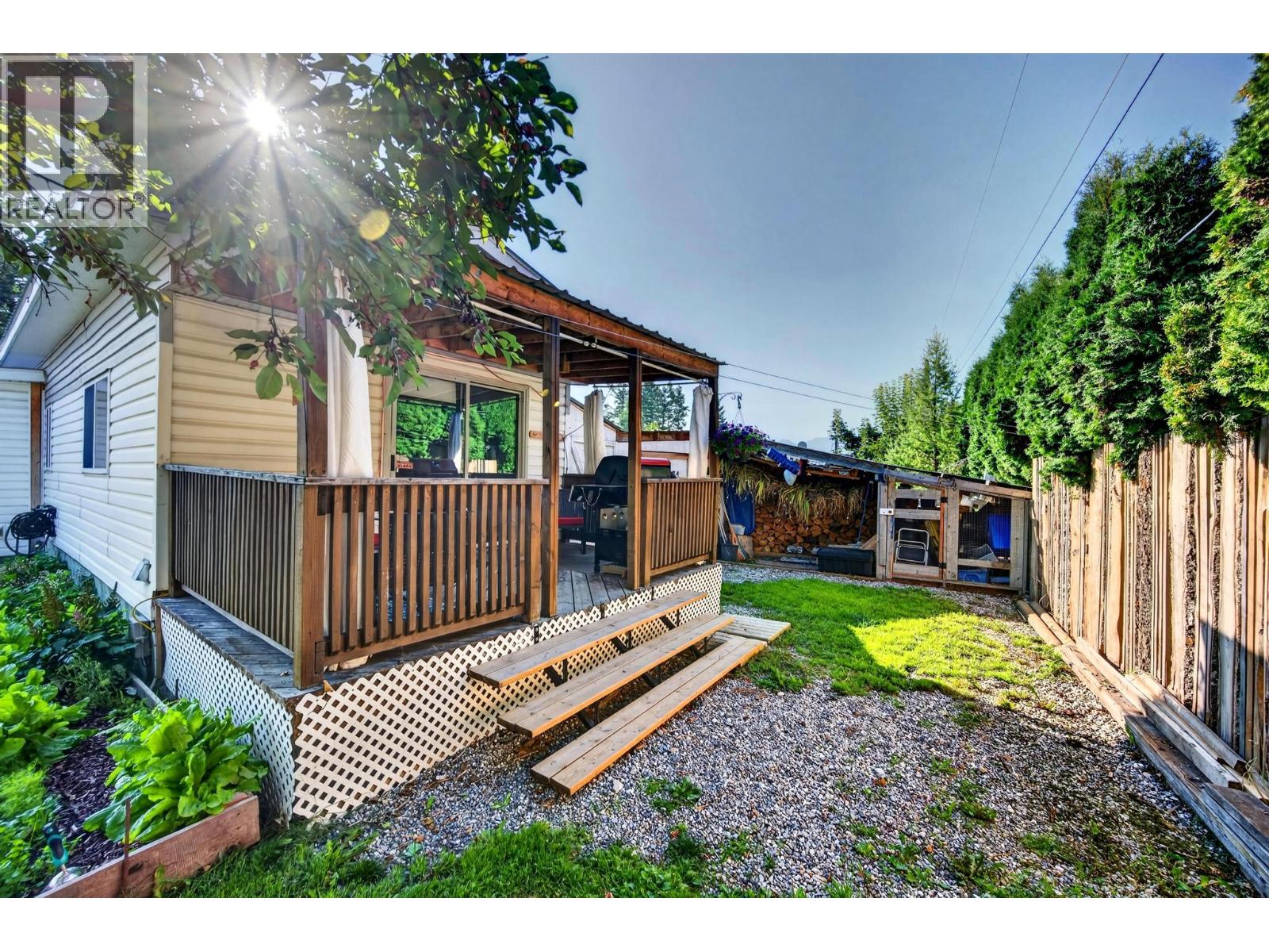1422 Golden View Road Unit# 5, Golden, British Columbia