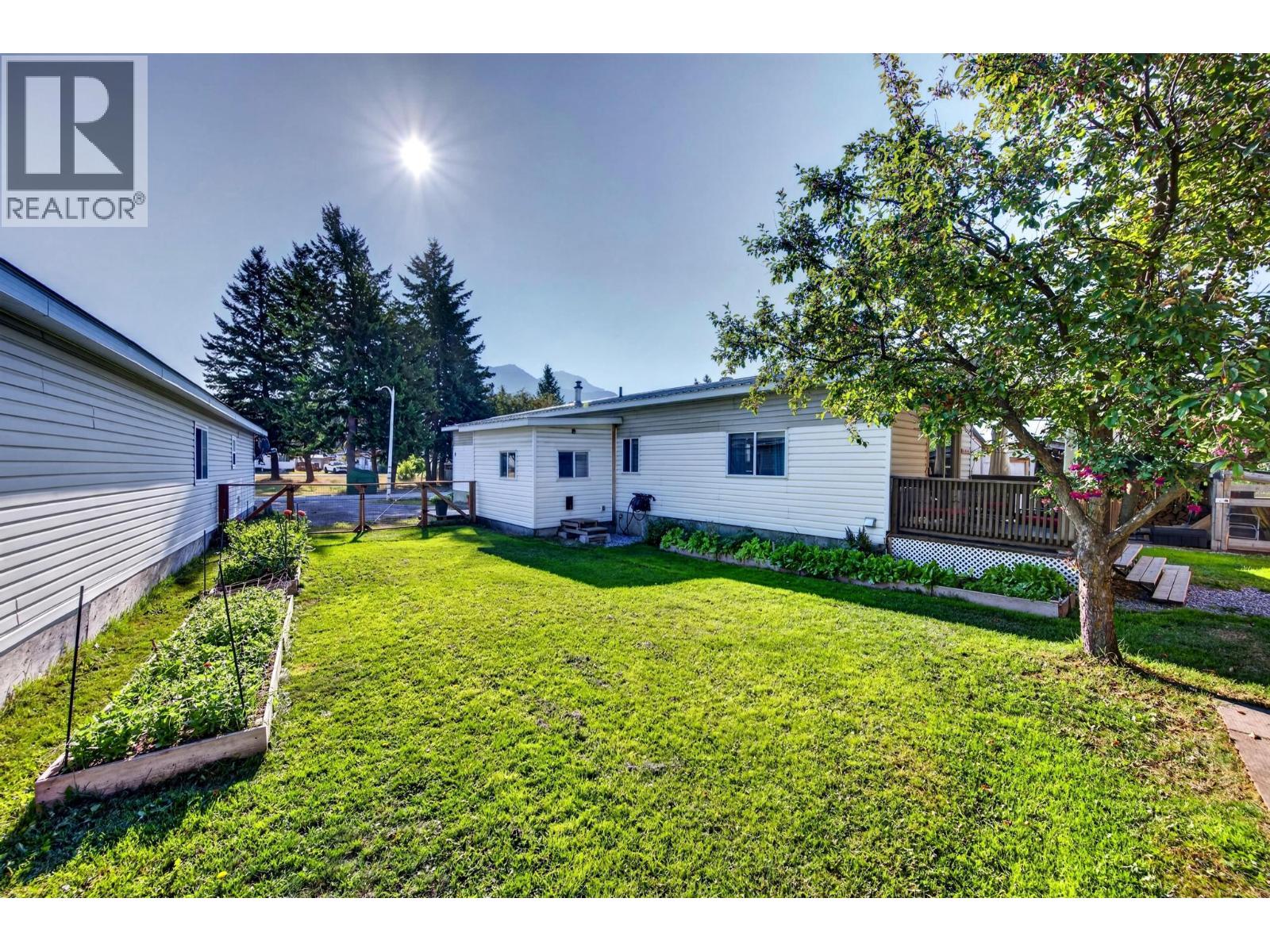 1422 Golden View Road Unit# 5, Golden, British Columbia  V0A 1H1 - Photo 3 - 10398950