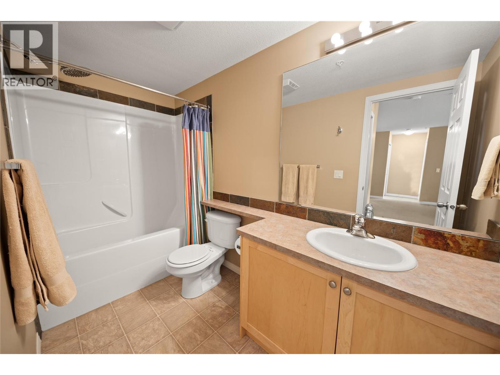 4875 Radium Boulevard Unit# 116, Radium Hot Springs, British Columbia  V0A 1M0 - Photo 23 - 10399117