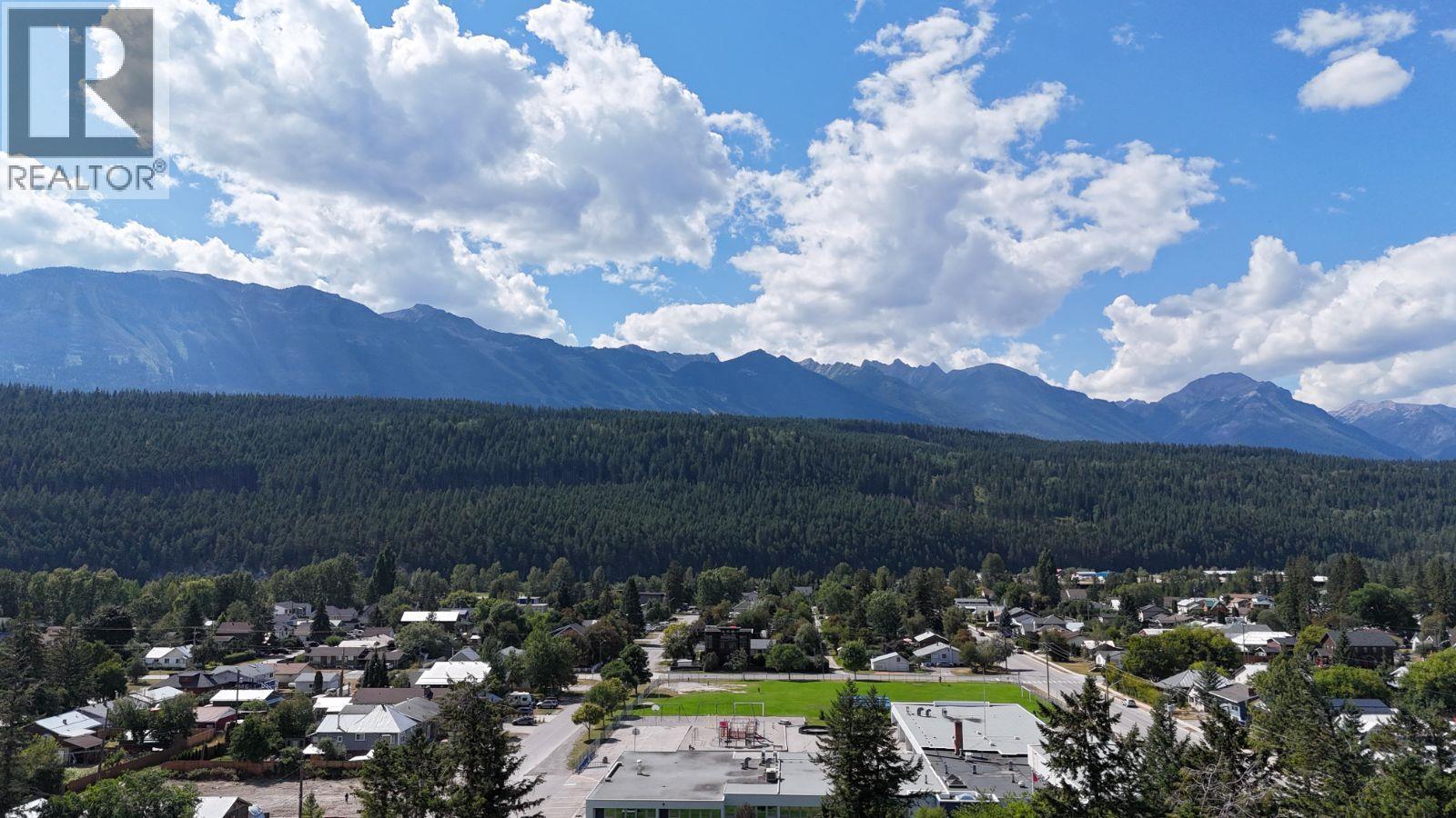 711 10th Street S, Golden, British Columbia  V0A 1H0 - Photo 30 - 10397870