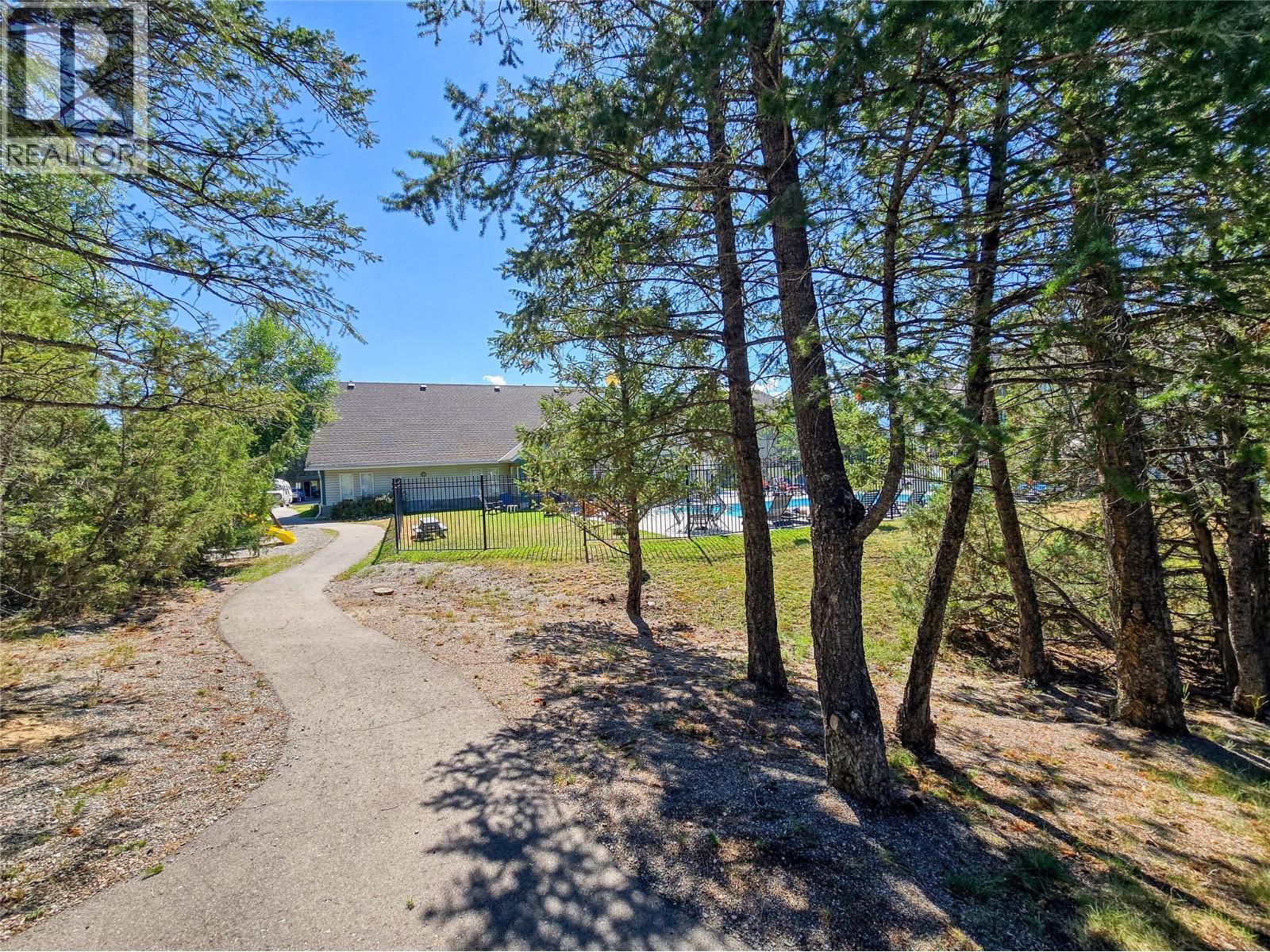 4769 Forsters Landing Road Unit# 213, Radium Hot Springs, British Columbia  V0A 1M0 - Photo 8 - 10398485