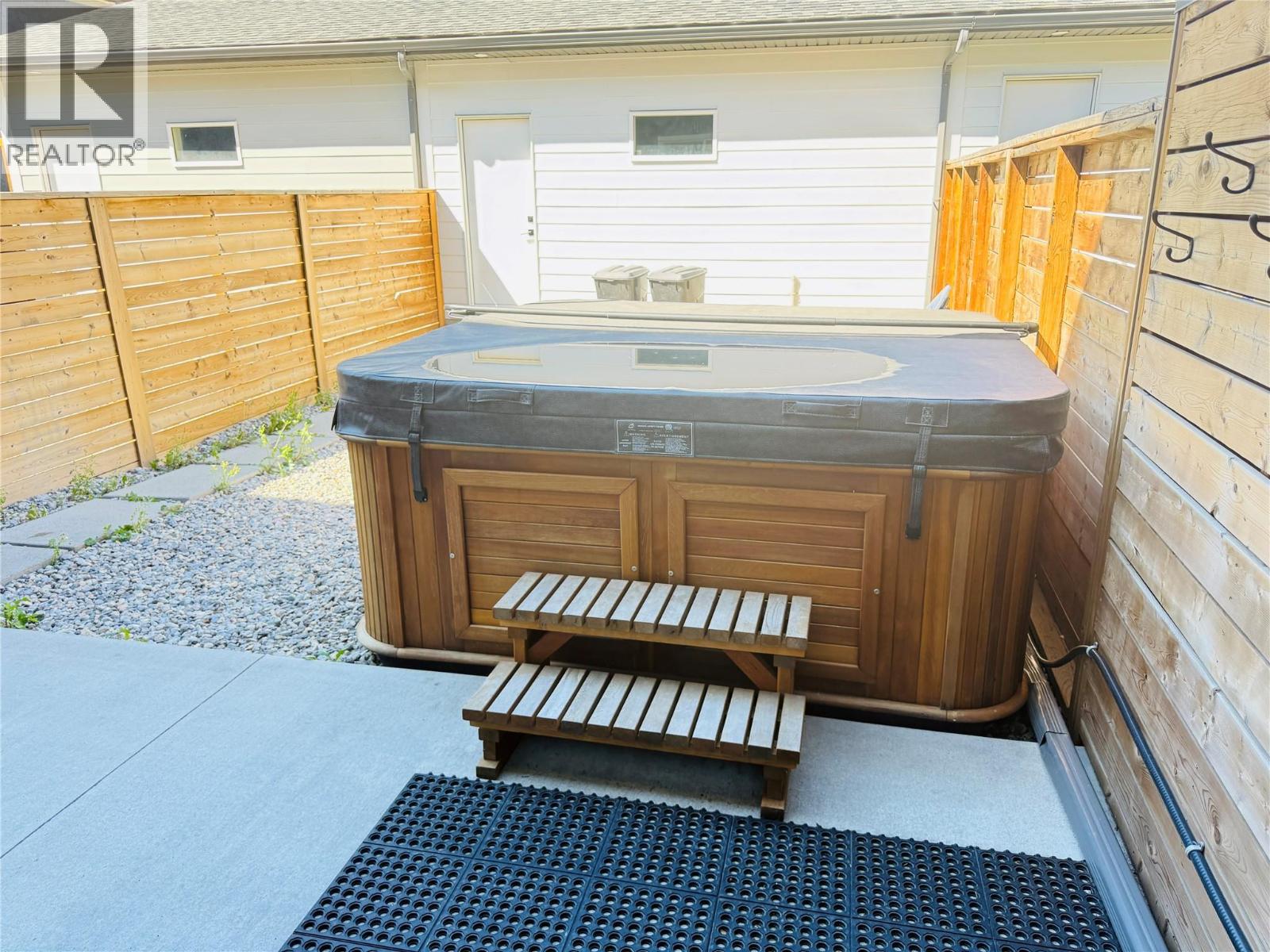 4883 Stanley Street Unit# 2, Radium Hot Springs, British Columbia  V0A 1M0 - Photo 16 - 10398912