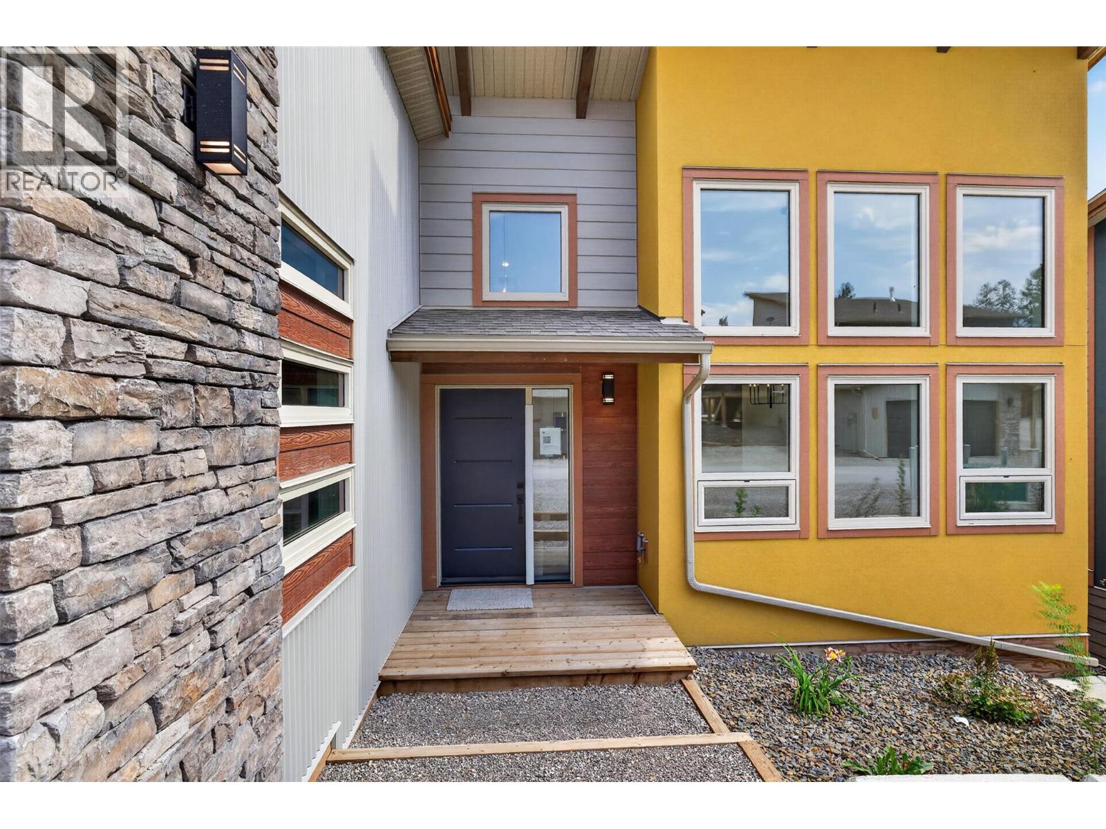4926 Timber Ridge Road Unit# 52, Windermere, British Columbia  V0A 1K3 - Photo 3 - 10399189