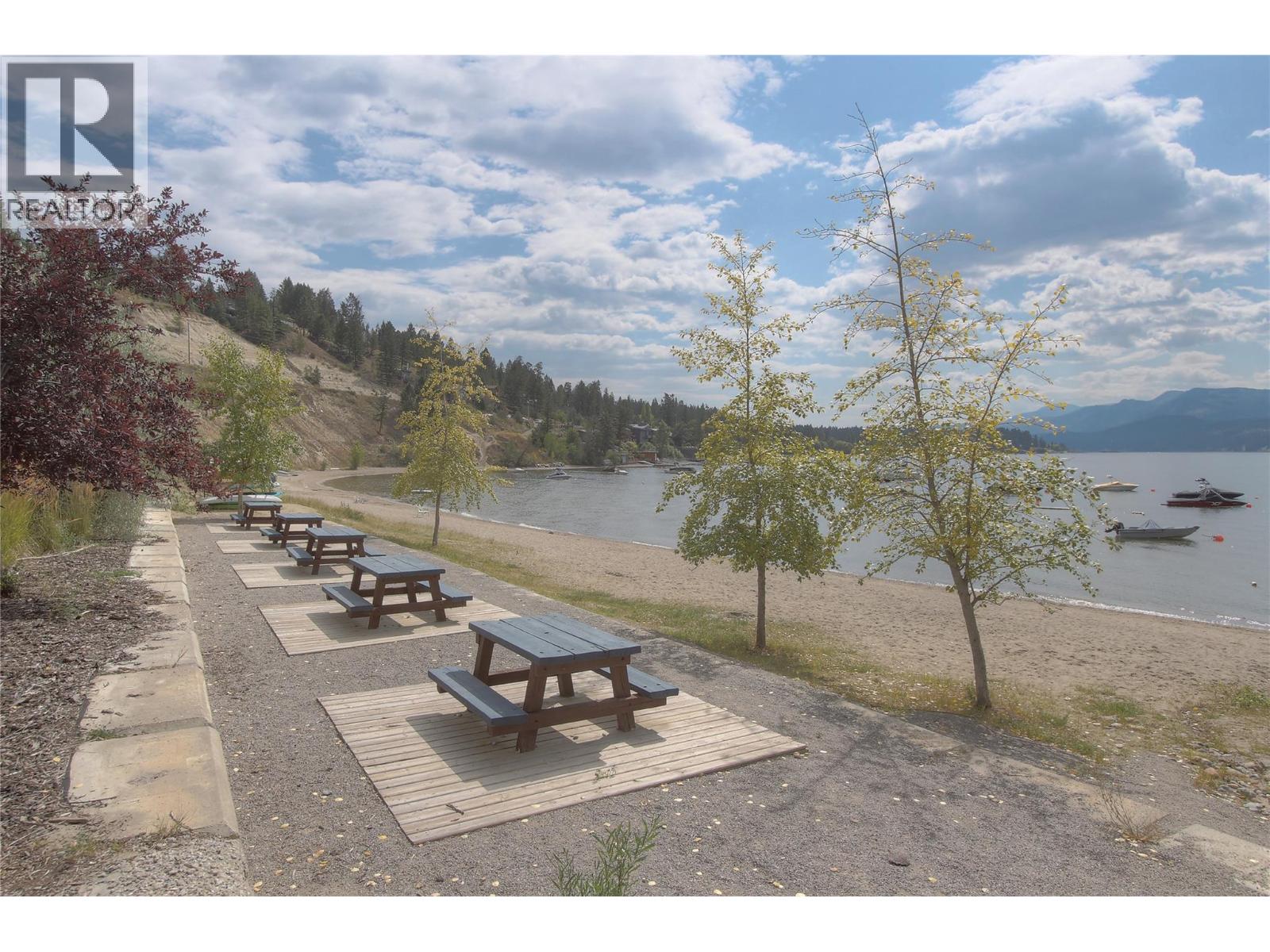 4926 Timber Ridge Road Unit# 52, Windermere, British Columbia  V0A 1K3 - Photo 37 - 10399189