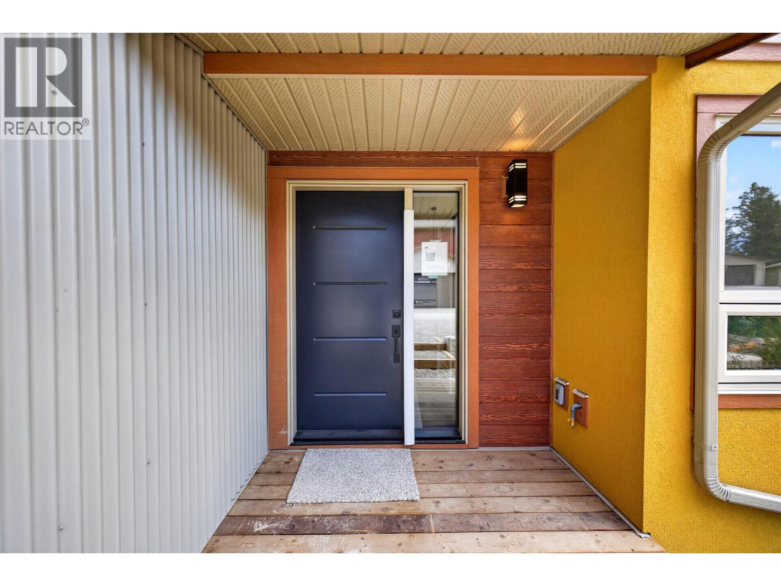4926 Timber Ridge Road Unit# 52, Windermere, British Columbia  V0A 1K3 - Photo 4 - 10399189