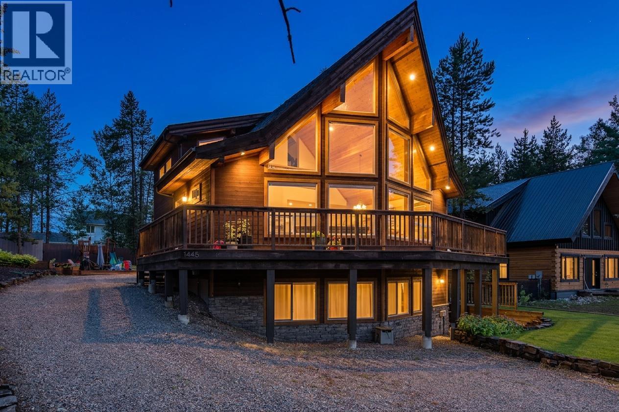 1445 Granite Drive, Golden, British Columbia  V0A 1H3 - Photo 2 - 10399292