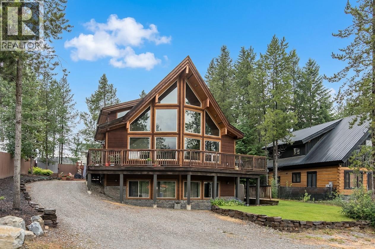 1445 Granite Drive, Golden, British Columbia  V0A 1H3 - Photo 4 - 10399292
