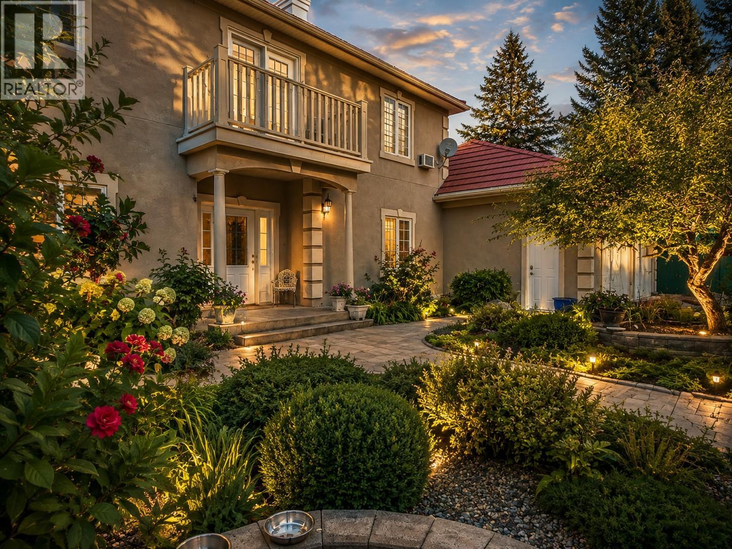 456 Lakeview Road, Invermere, British Columbia