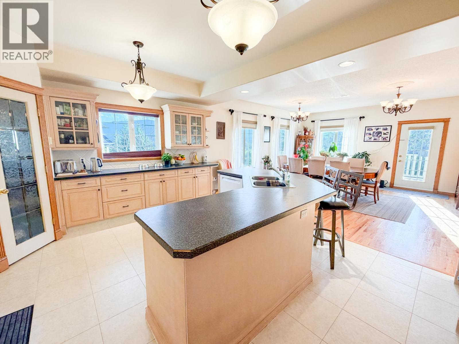 456 Lakeview Road, Invermere, British Columbia  V0A 1K3 - Photo 18 - 10399143