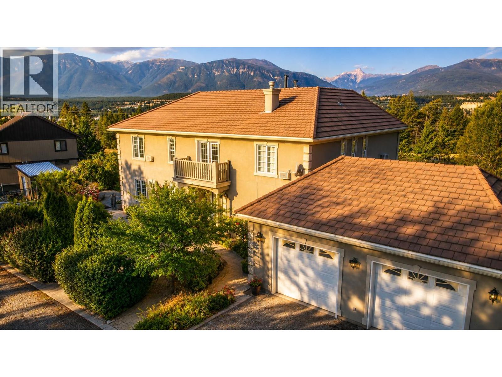 456 Lakeview Road, Invermere, British Columbia  V0A 1K3 - Photo 7 - 10399143