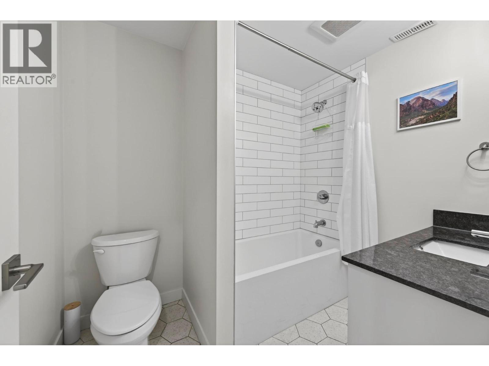 1512 Granite Drive Unit# 8, Golden, British Columbia  V0A 1H3 - Photo 14 - 10399454