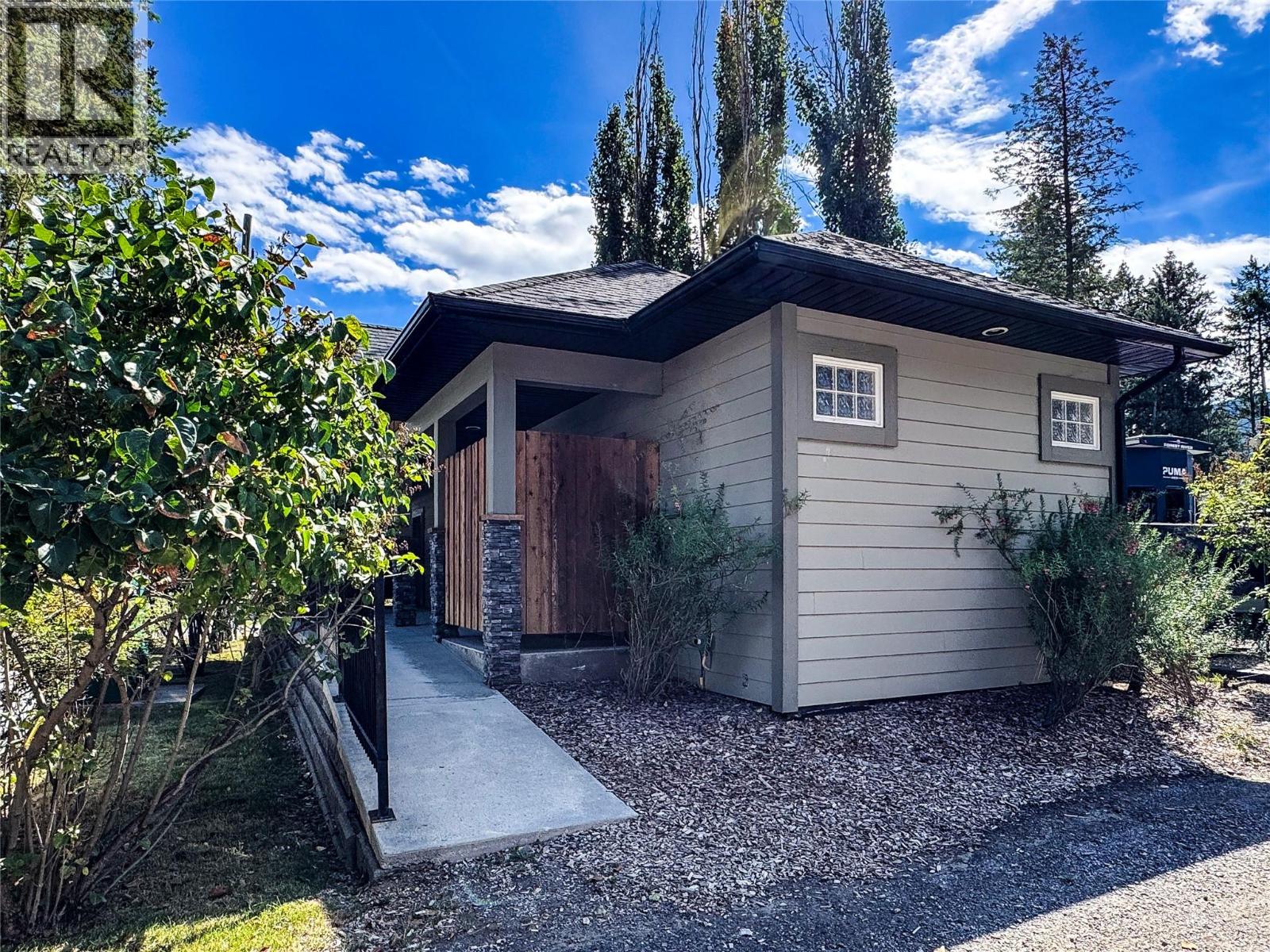 4868 Riverview Drive Unit# Lot 116, Edgewater, British Columbia  V0A 1E0 - Photo 13 - 10399014