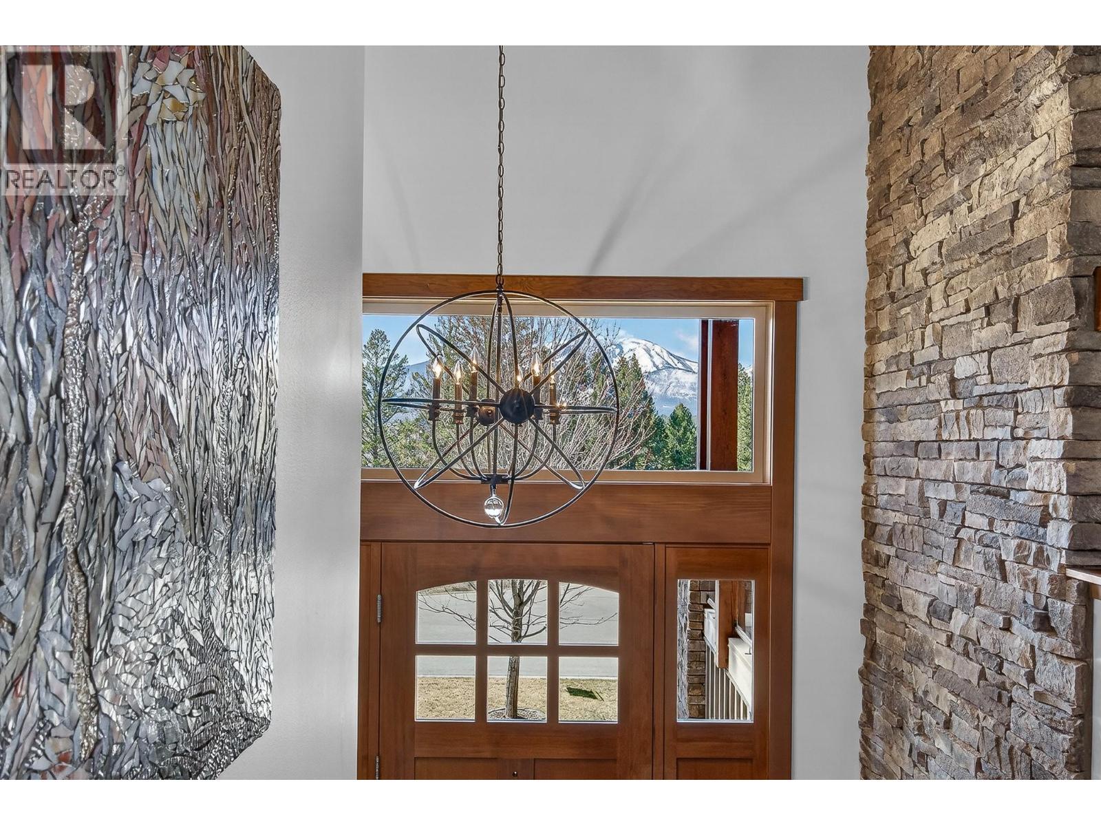 7540 Springs Terrace, Radium Hot Springs, British Columbia  V0A 1M0 - Photo 6 - 10399450