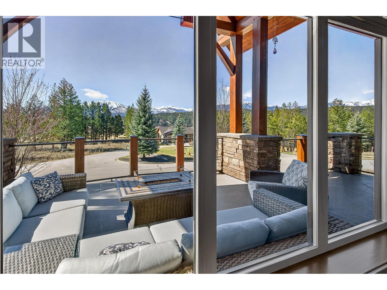 7540 Springs Terrace, Radium Hot Springs, British Columbia  V0A 1M0 - Photo 8 - 10399450